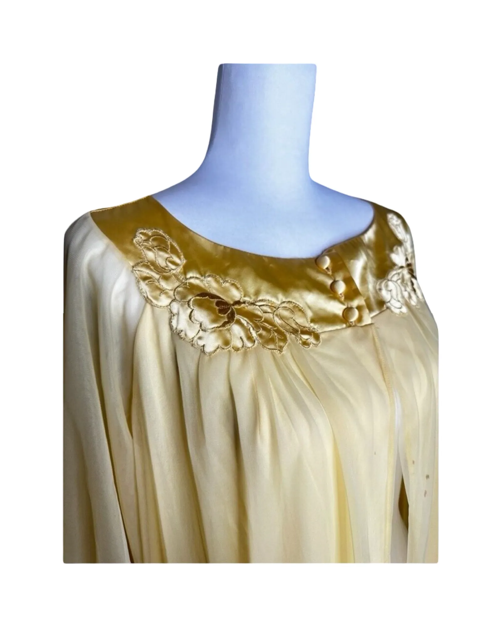 1939’s Vintage House Jacket sold by Banks Jewelry product image thumbnail 3