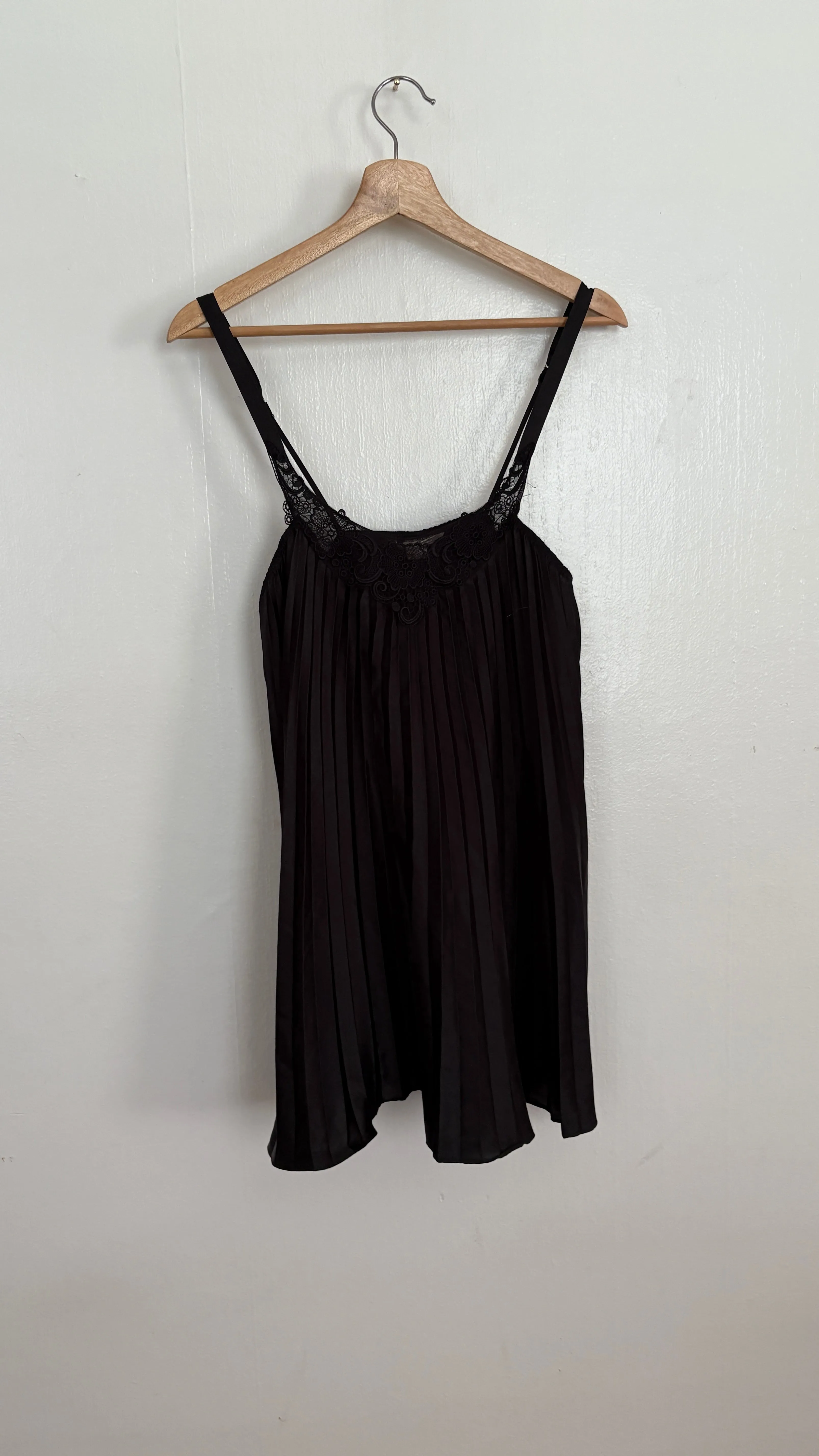 Vintage Slip sold by Banks Jewelry product image thumbnail 2