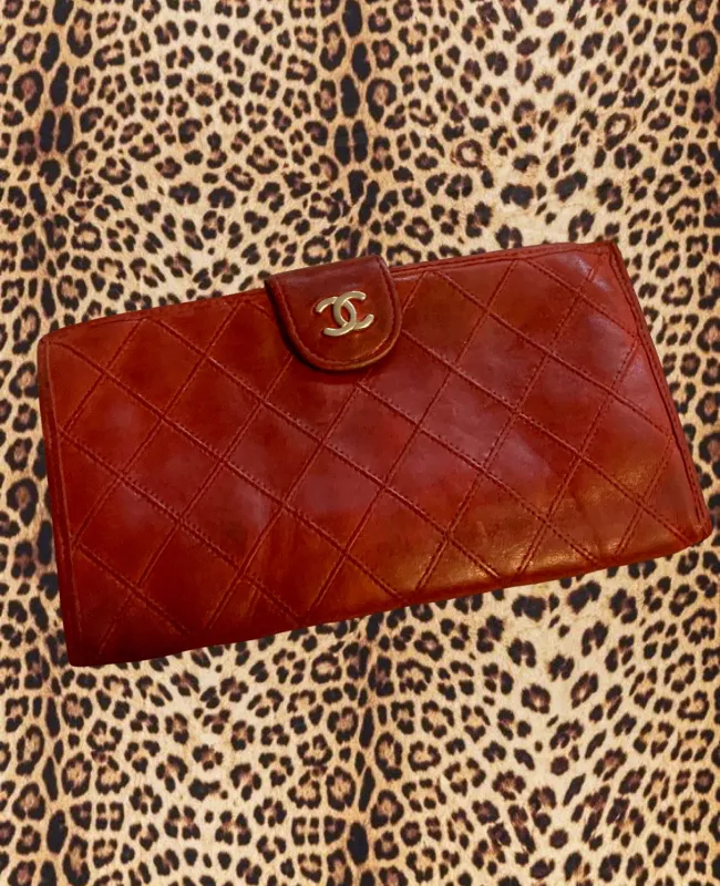 Vintage CHANEL Red Lambskin Quilted Wallet sold by Banks Jewelry