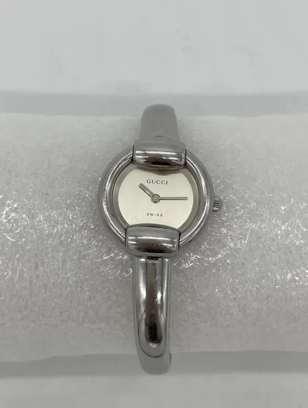 Gucci Square 1500L Silver Stainless Steel Watch made by Banks Jewelry