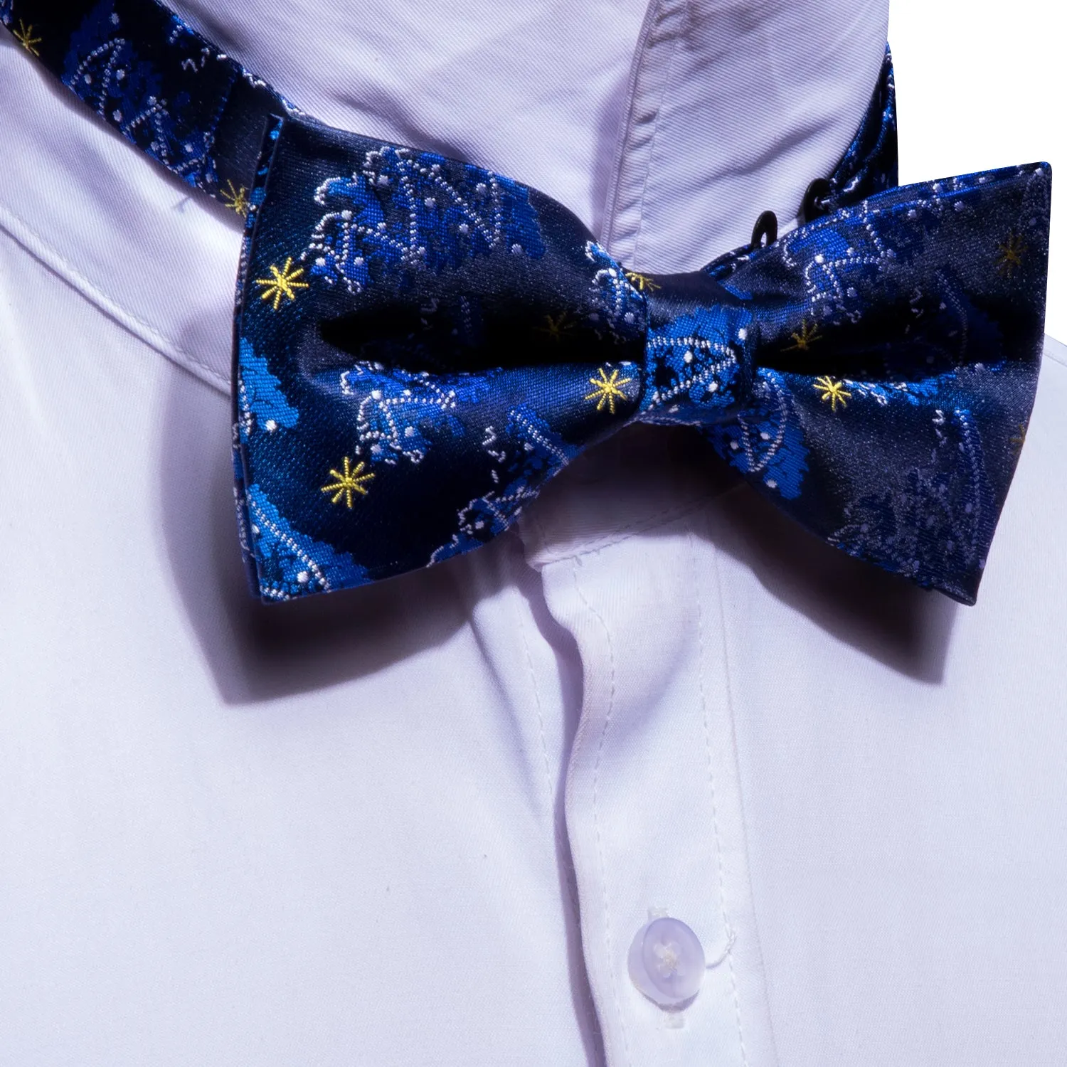 Barry Wang Christmas Blue White Xmas Tree Pre Tied Bow Tie Hanky Cufflinks Set sold by Barrywang product image thumbnail 5