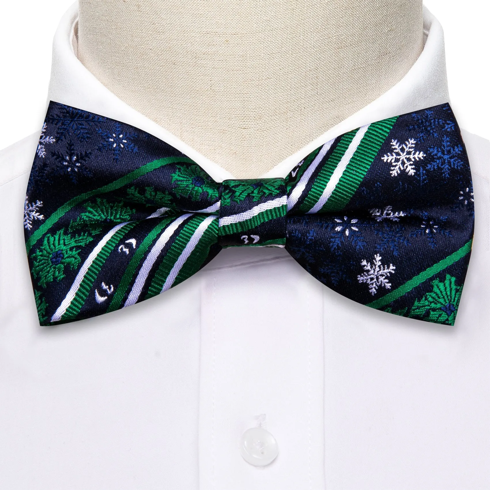 Barry Wang Christmas Blue Green Snowflake Silk Bow Tie Hanky Cufflinks Set sold by Barrywang product image thumbnail 4