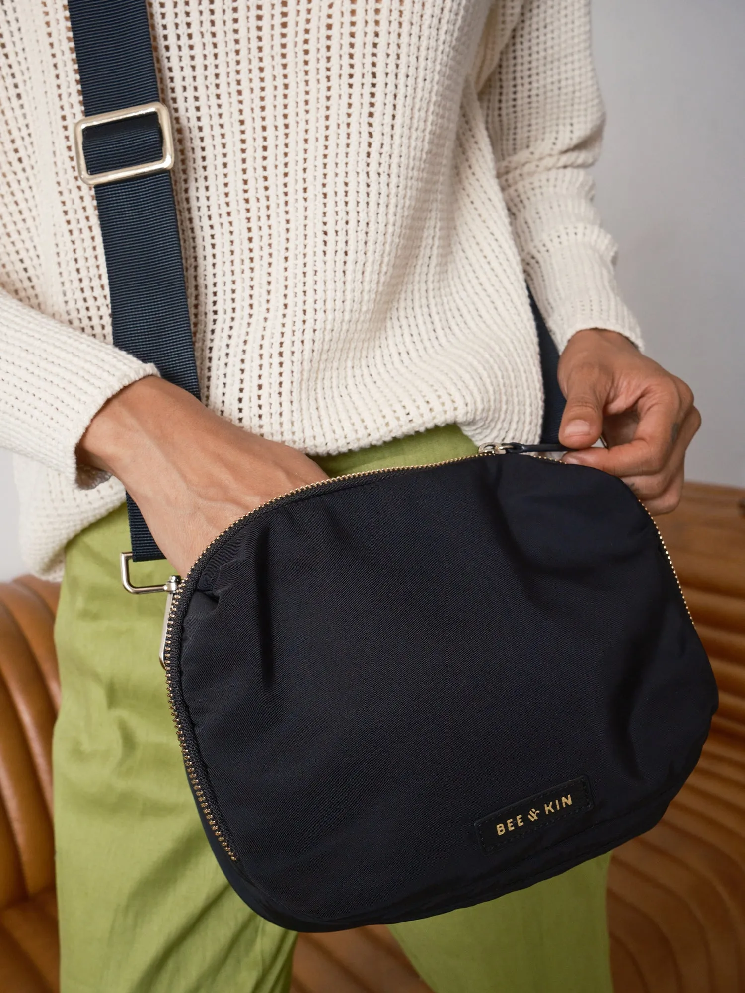 The 4-in-1 Go-Getter Crossbody sold by BEE AND KIN product image thumbnail 5