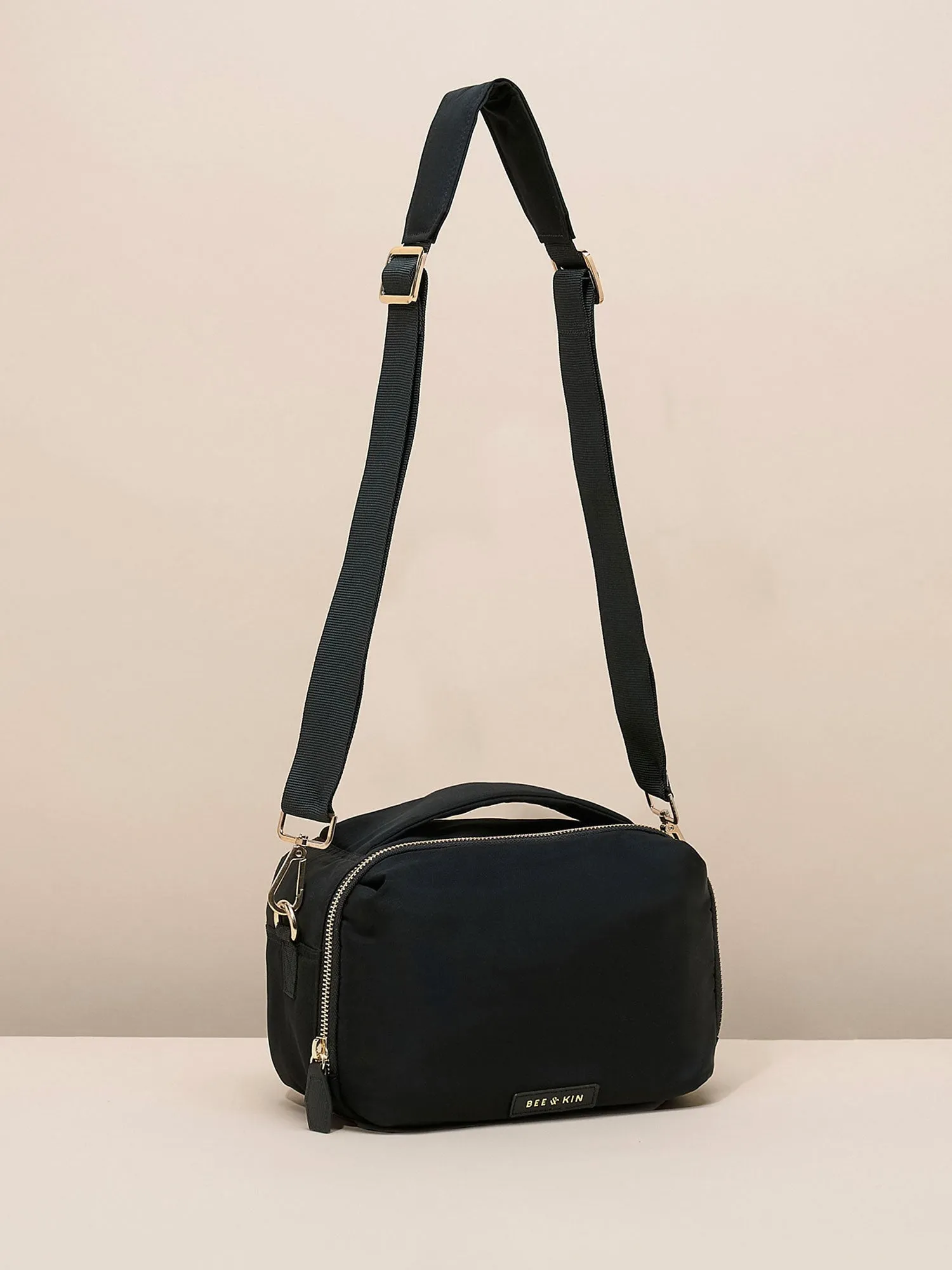 The 4-in-1 Go-Getter Crossbody sold by BEE AND KIN product image thumbnail 3