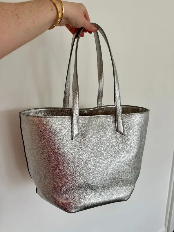 The Expert Carryall Tote - Sample sold by BEE AND KIN