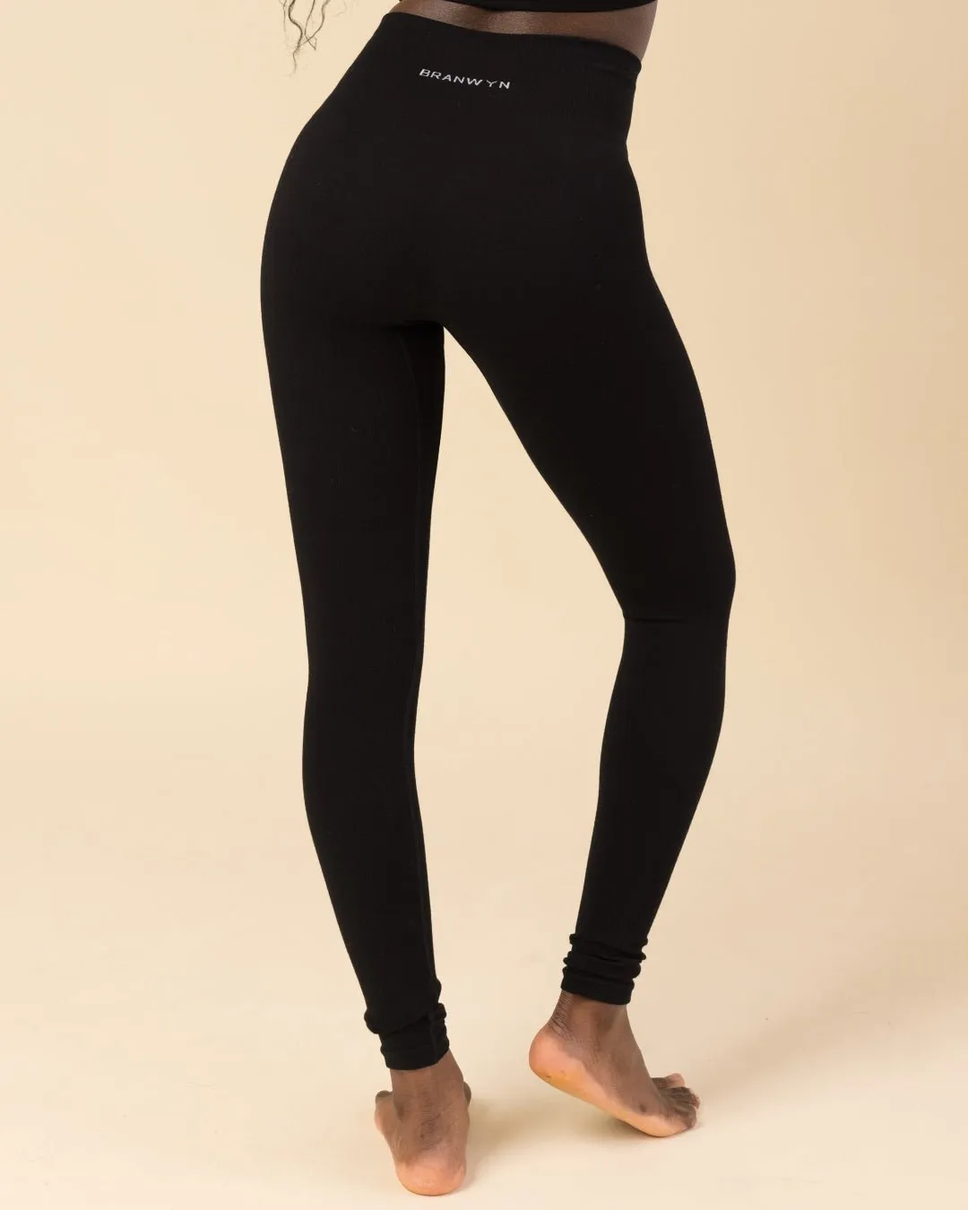 Essential Compressive Legging 28" sold by BRANWYN product image thumbnail 2