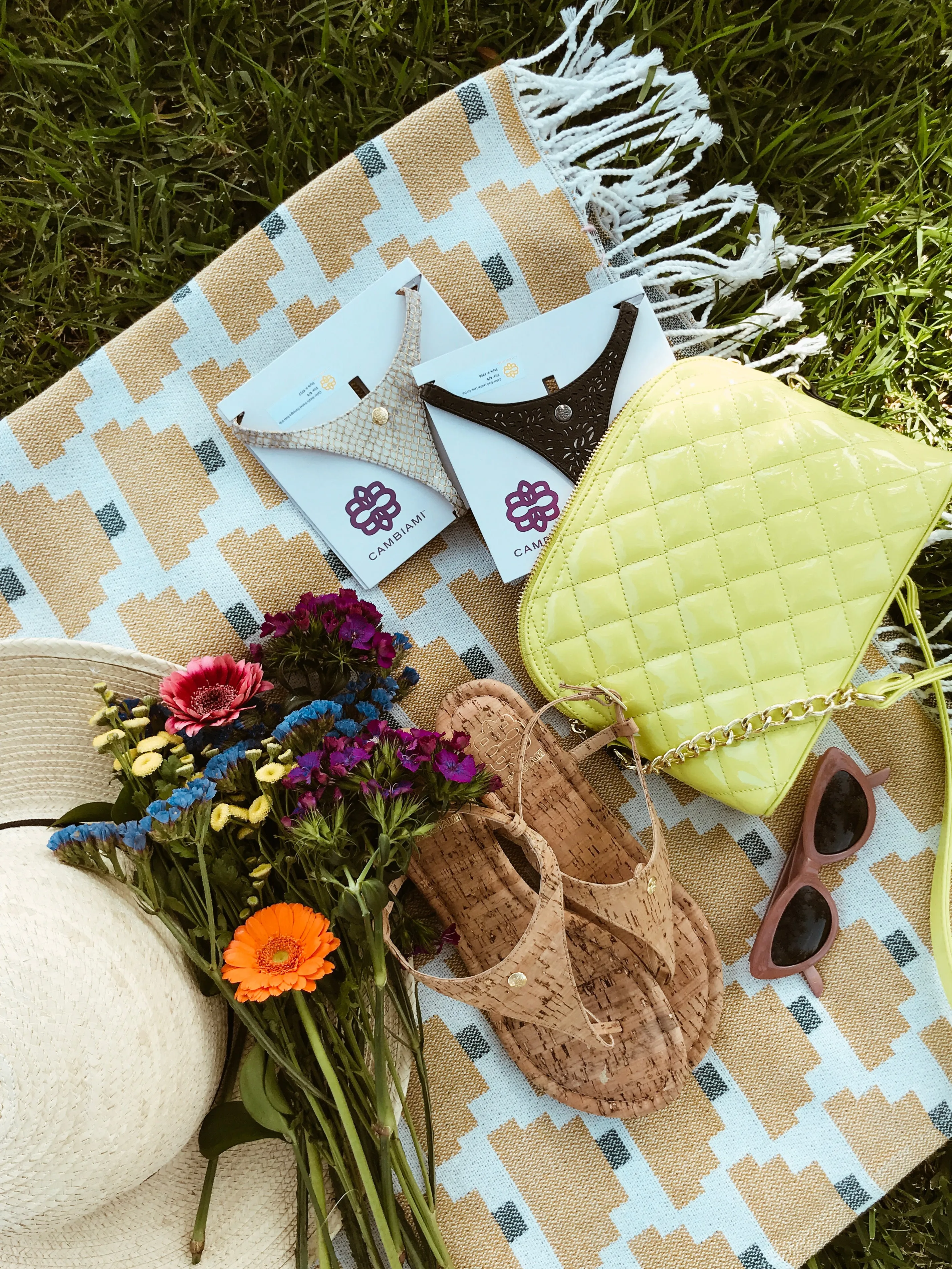 Pasadena Charm sold by Cambiami product image thumbnail 4