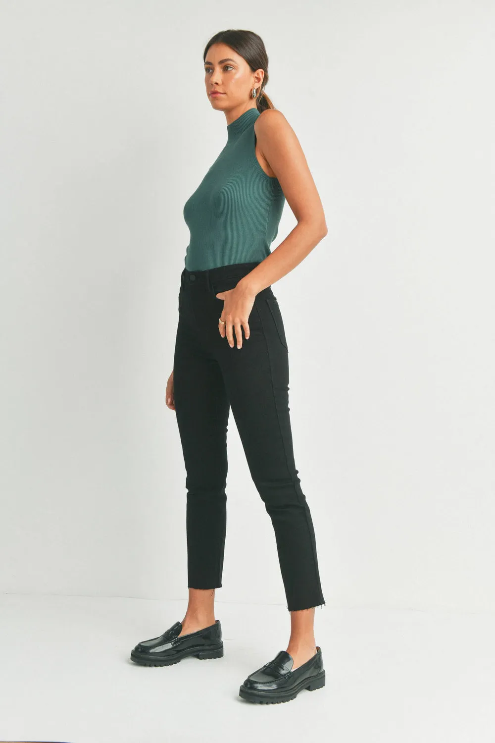 BLACK CLEAN SLENDER STRAIGHT JEANS sold by Care Tucker product image thumbnail 3