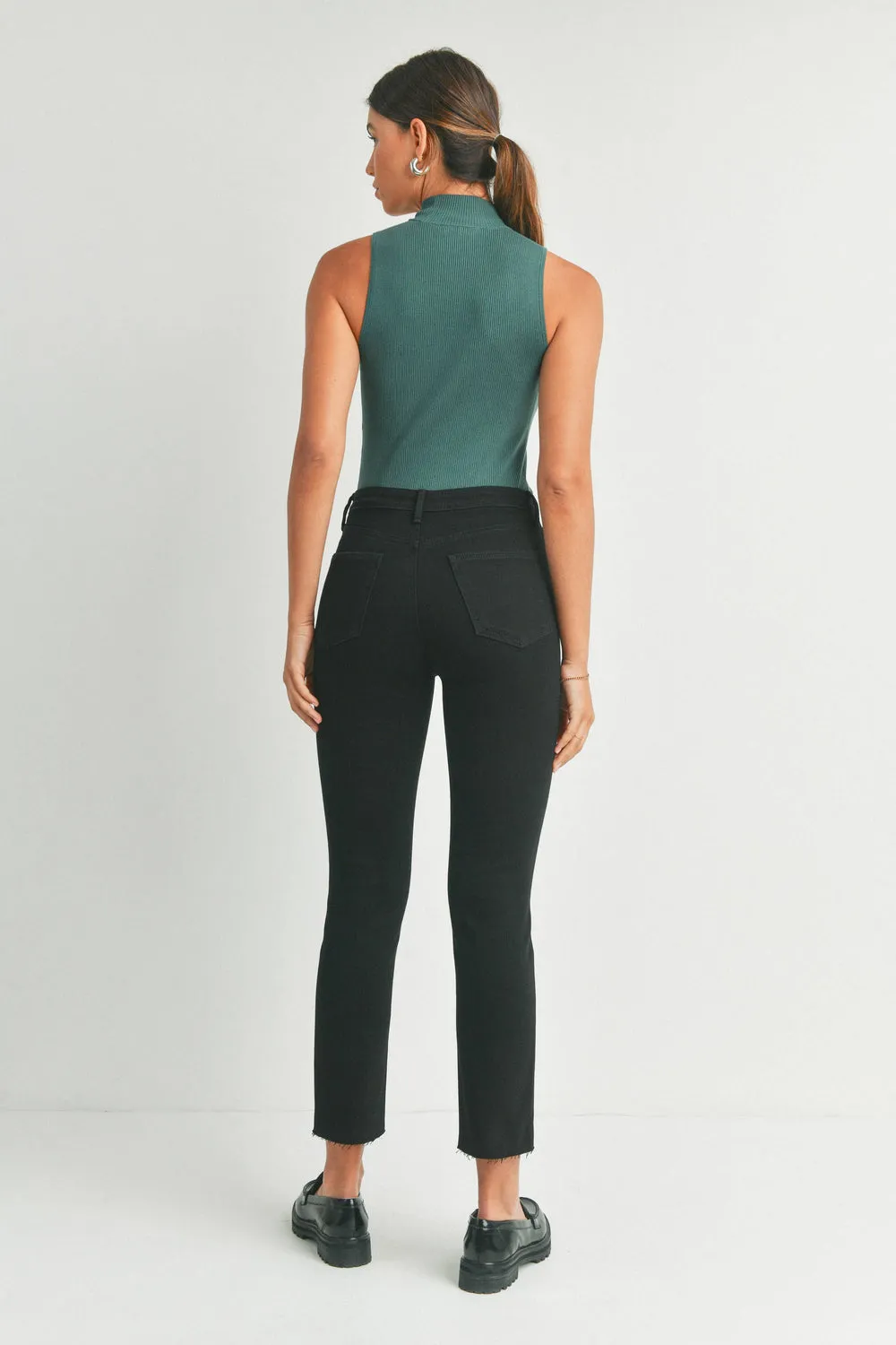 BLACK CLEAN SLENDER STRAIGHT JEANS sold by Care Tucker product image thumbnail 2