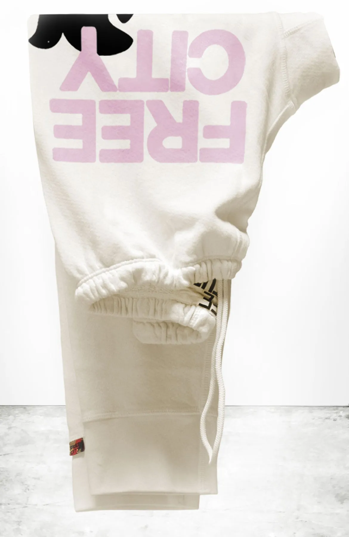 FREECITY 3/4 sweats - creamy ballerina sold by Care Tucker