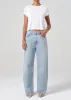 Low curve jean in force sold by Care Tucker