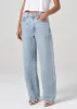 Low curve jean in force sold by Care Tucker