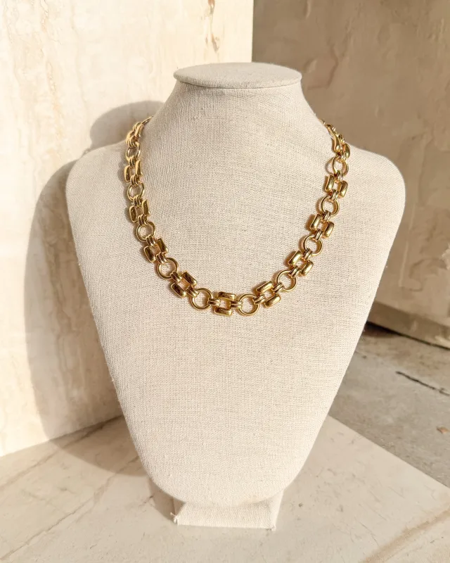 Vintage Signed gold-tone round & square link necklace made by Care Tucker