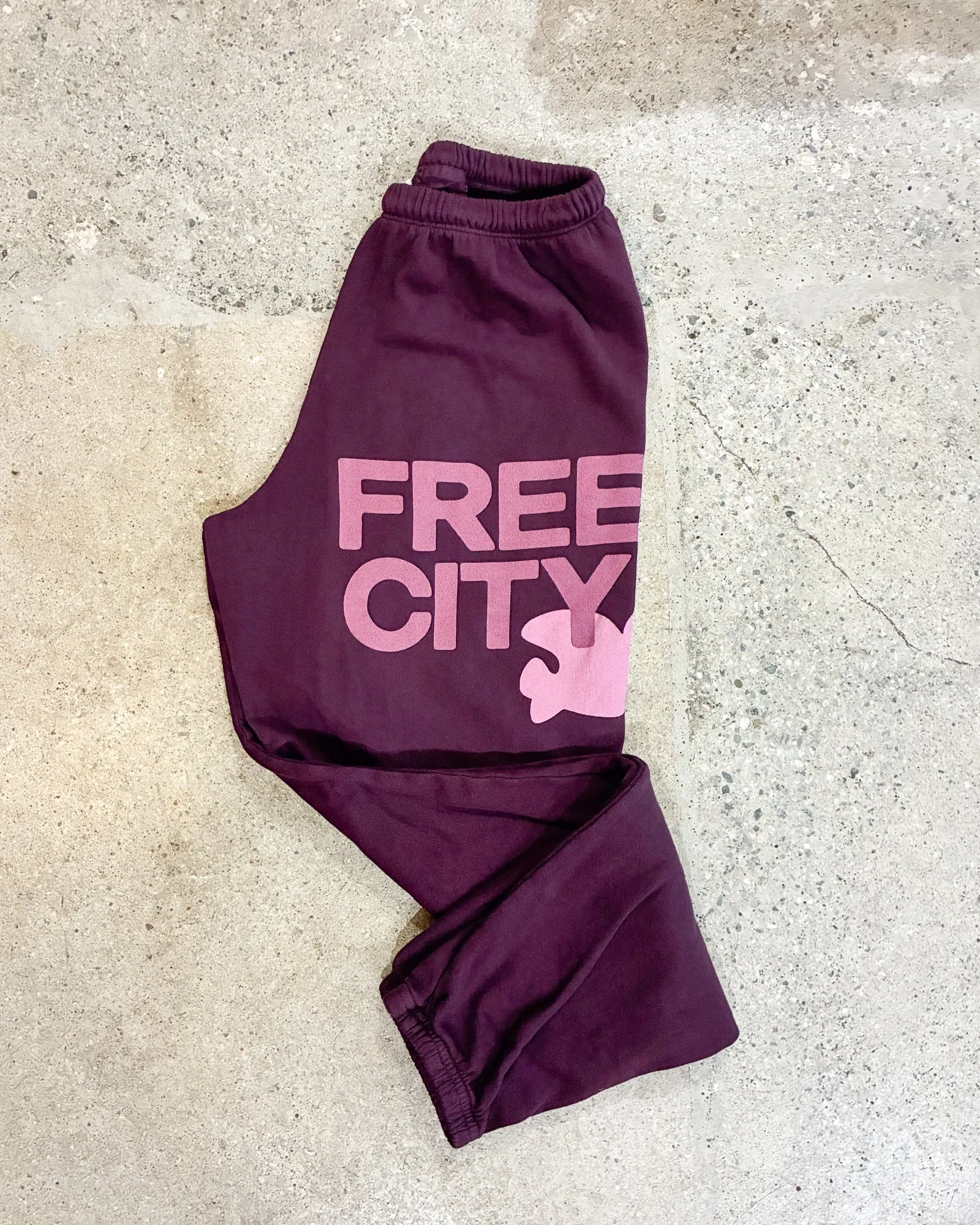 FREECITY LARGE SWEATPANT- BENDL sold by Care Tucker product image thumbnail 3