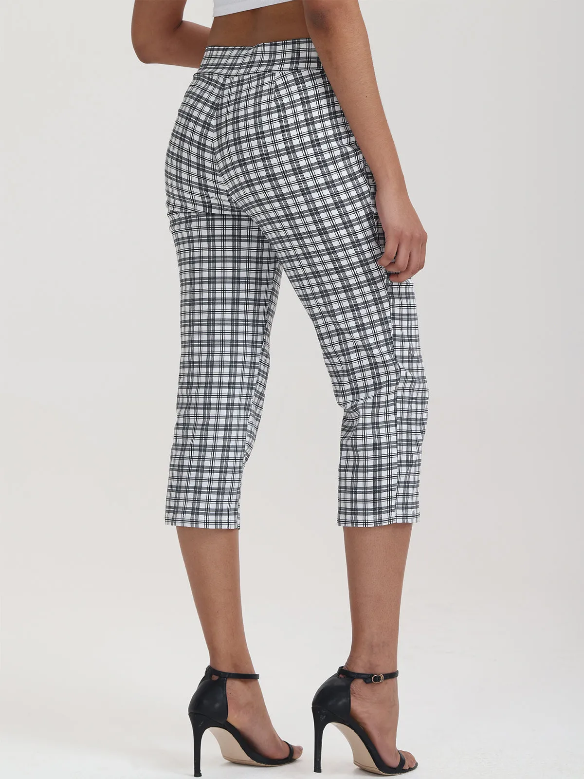 Mid-Rise Capri Crop Pants sold by Daily Thread product image thumbnail 4