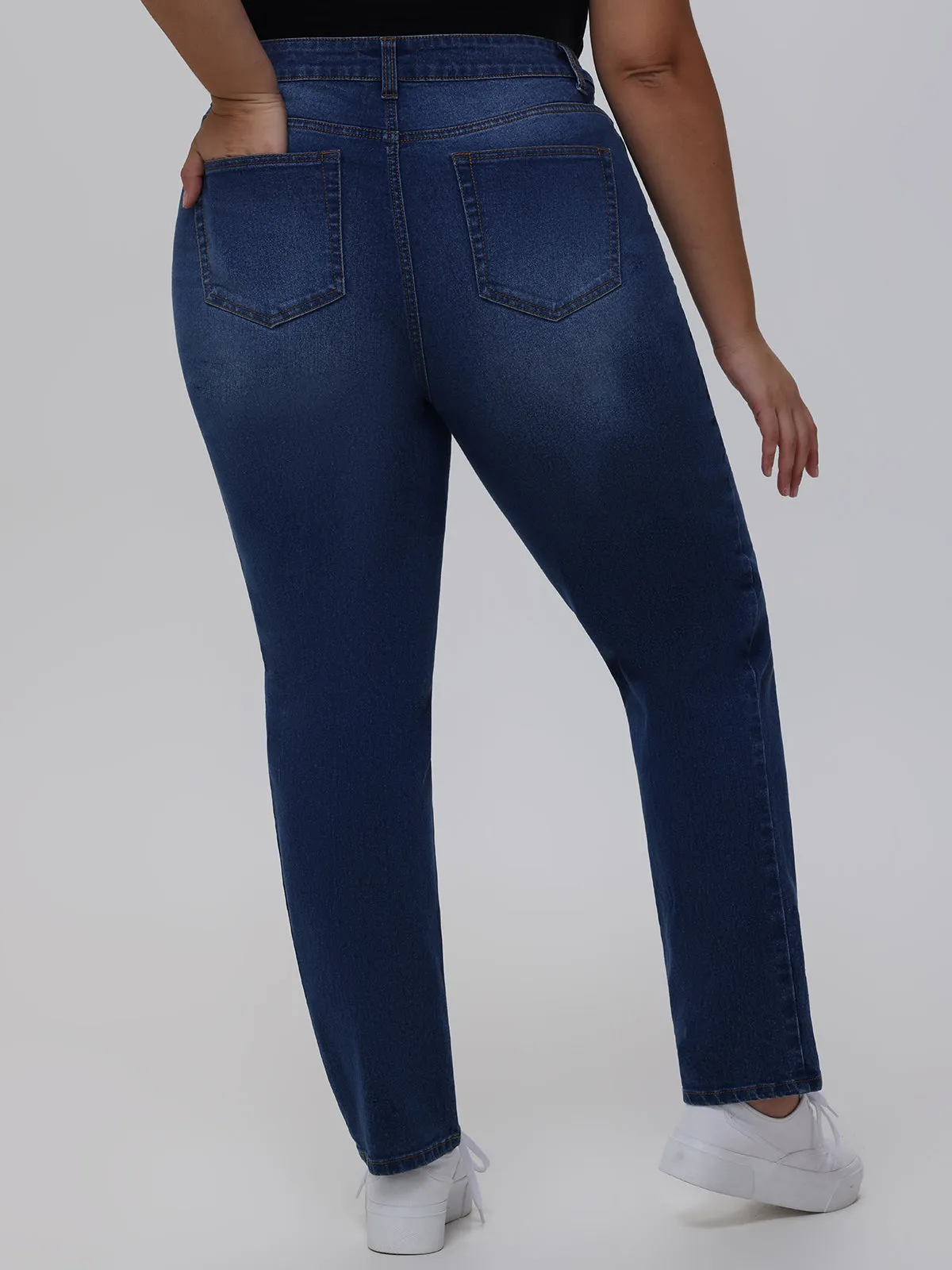 Plus Straight High Rise Jean In Medium Wash sold by Daily Thread product image thumbnail 4