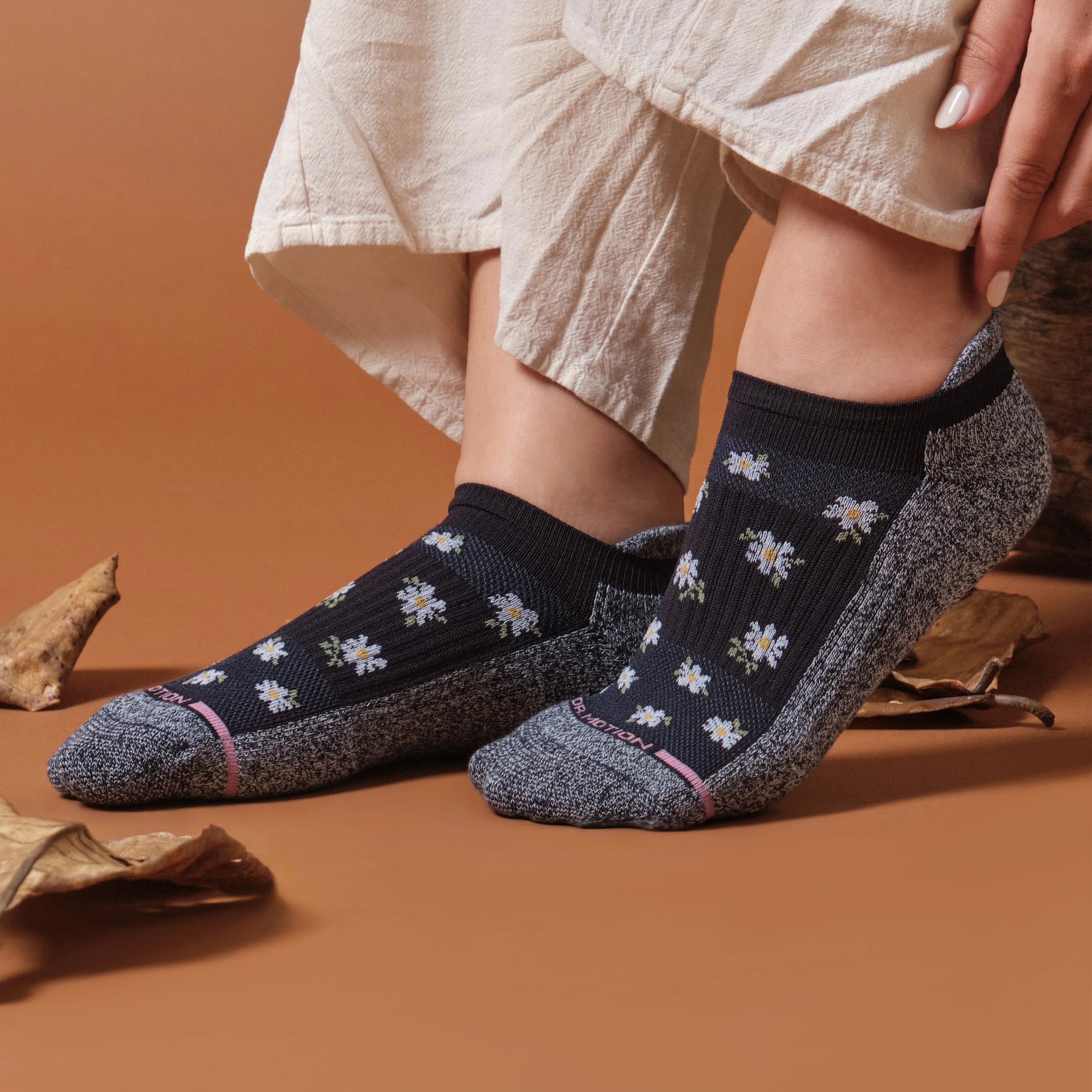 All Over Daisy | Ankle Compression Socks For Women sold by Dr. Motion product image thumbnail 2