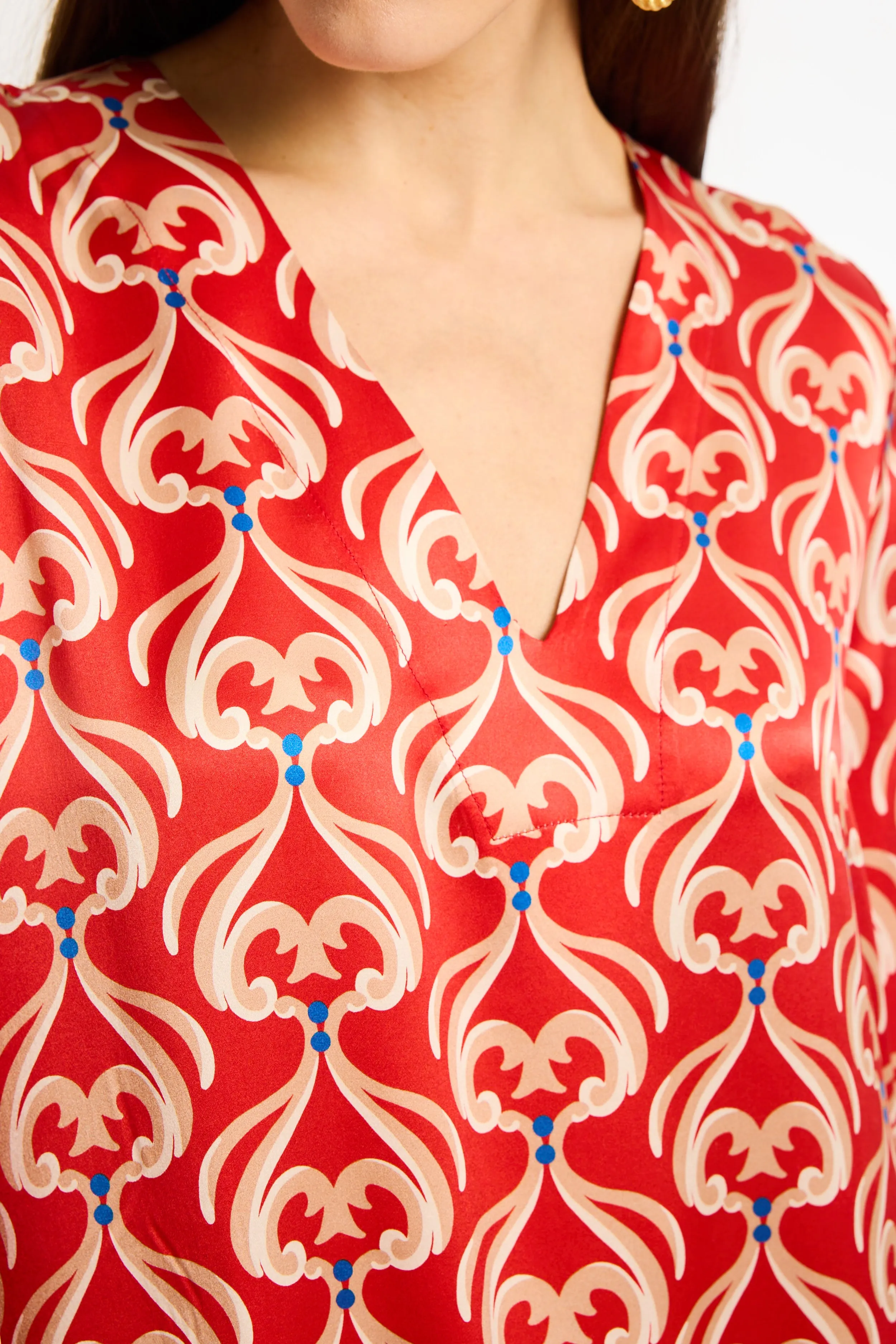 Danielle Caftan sold by Eleanor Leftwich product image thumbnail 2