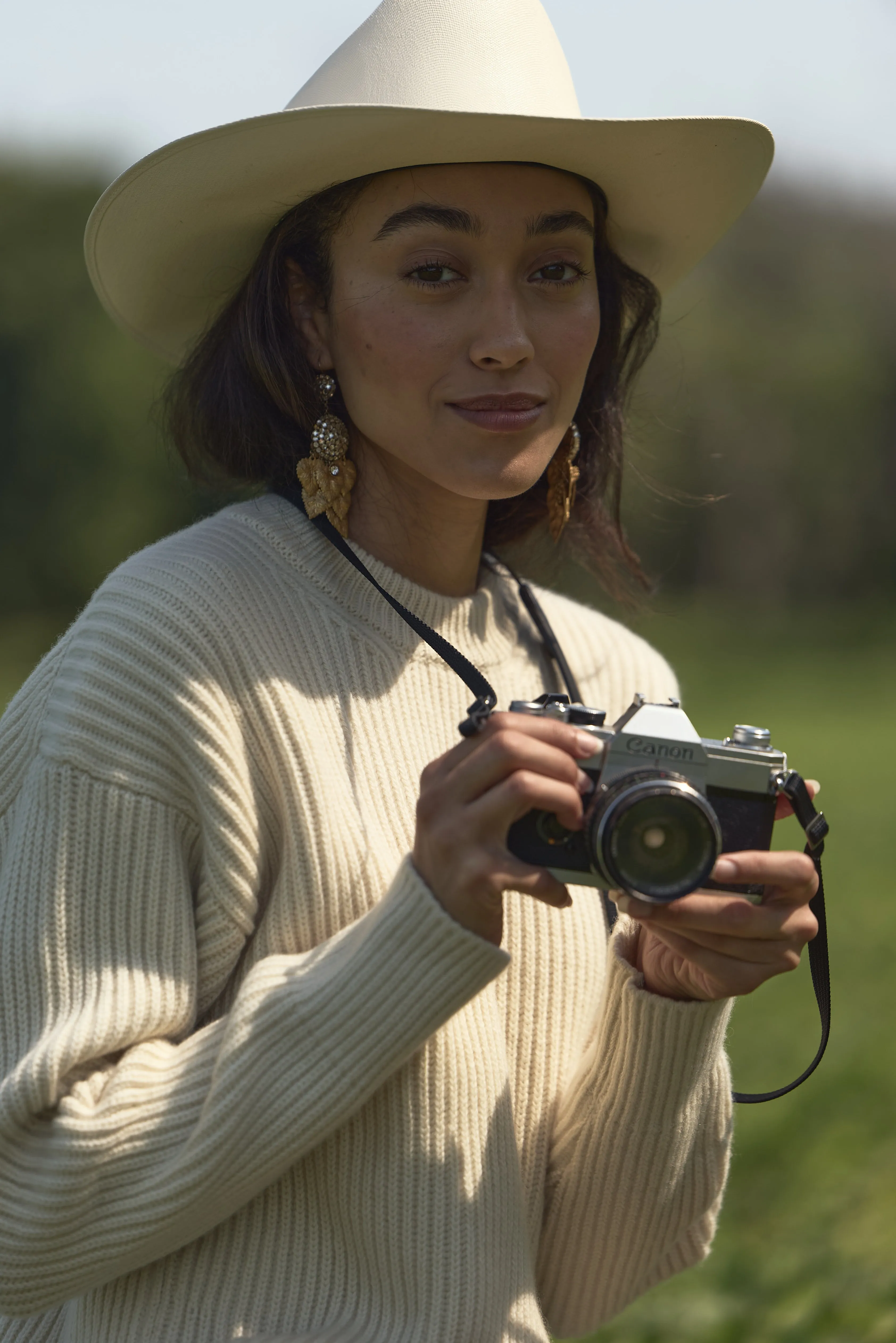 Ribbed Cashmere Crew sold by Eleanor Leftwich product image thumbnail 2