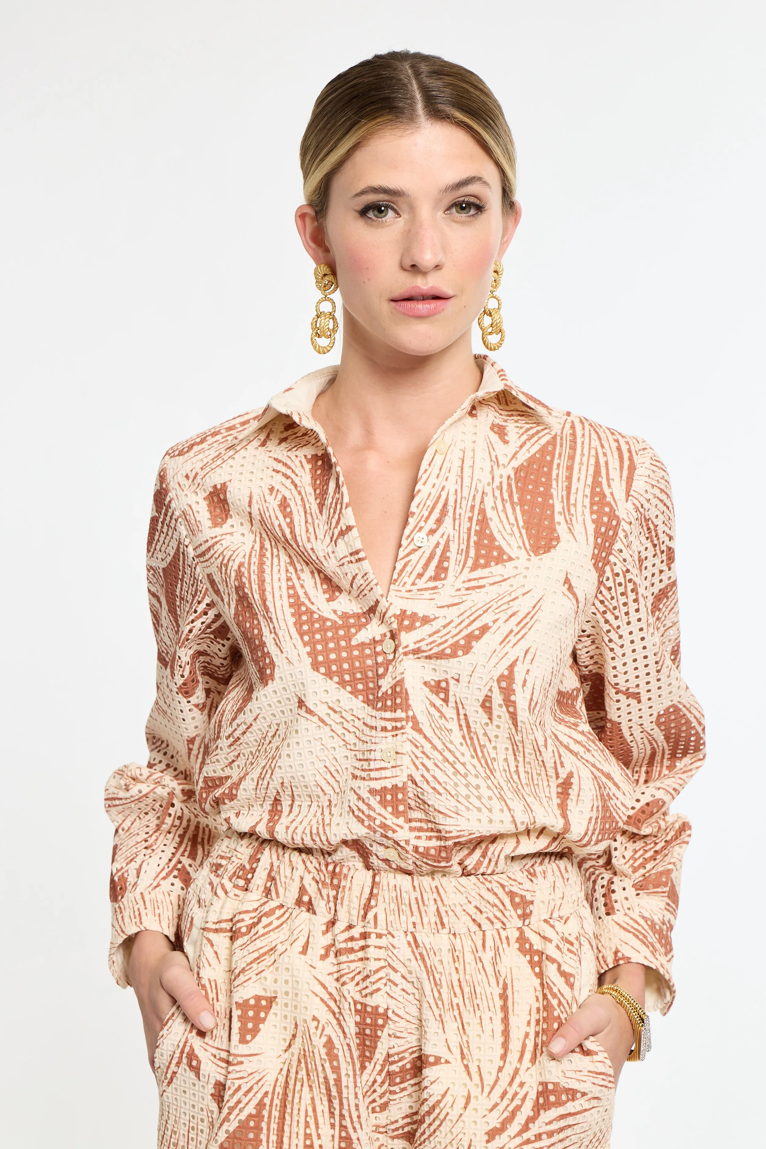 Diane Pants sold by Eleanor Leftwich product image thumbnail 4