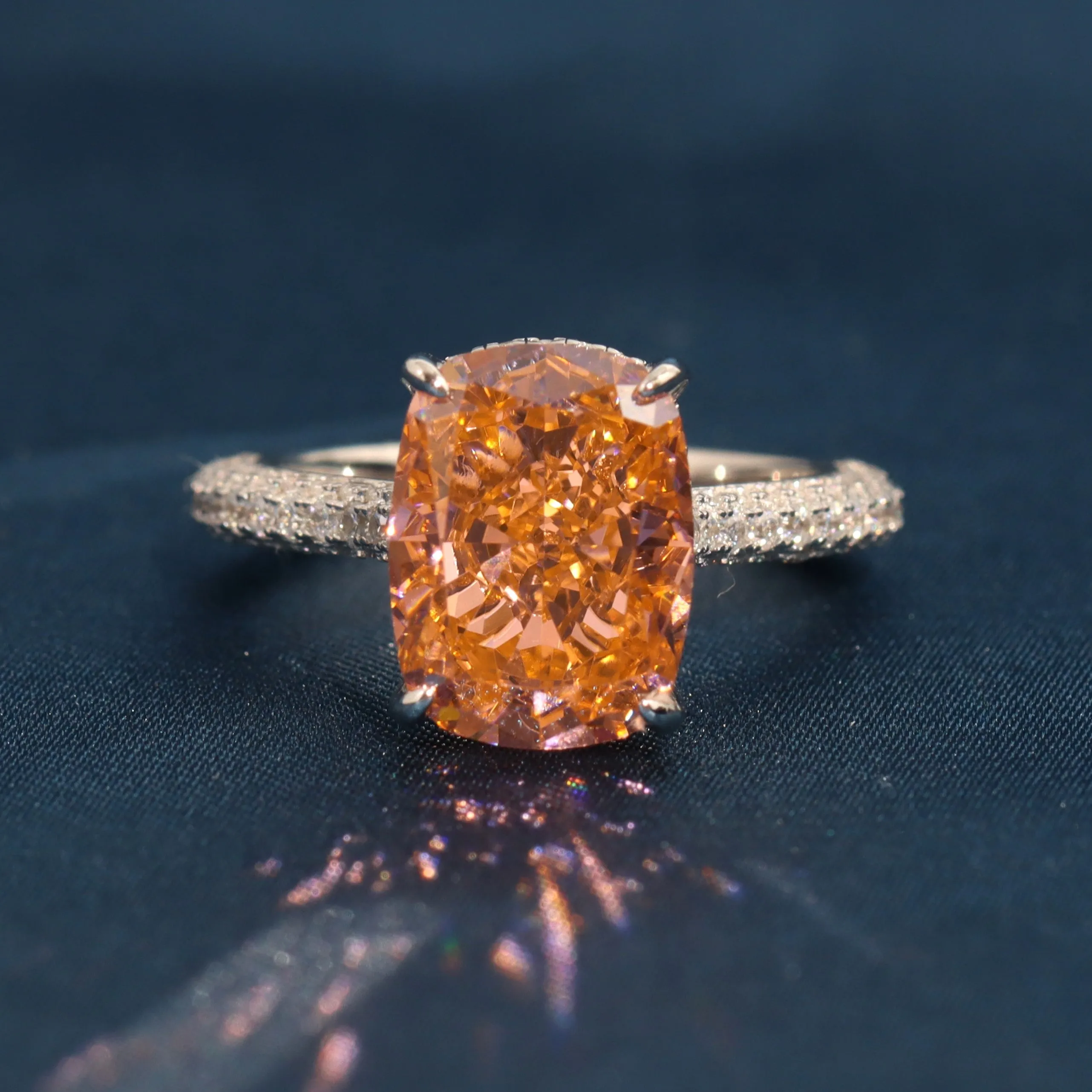 Elysia Ring - 9 Carat sold by Ghetluxe