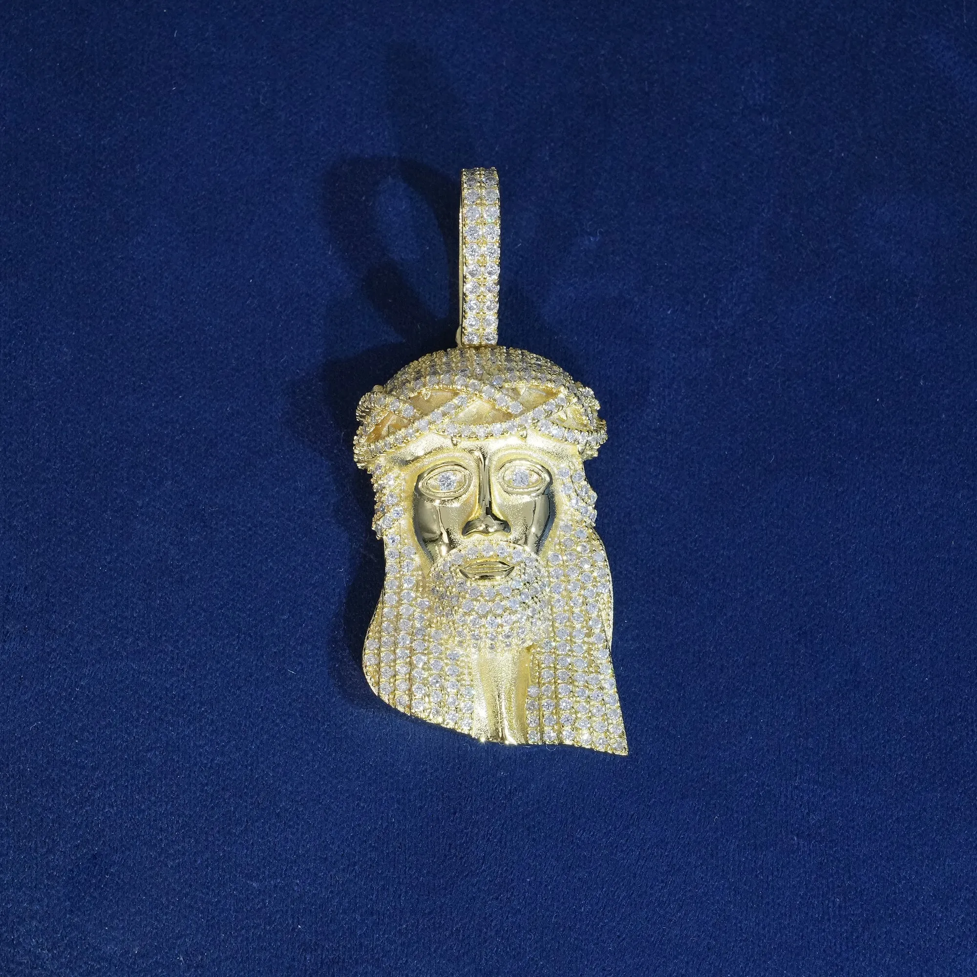 Moissanite S925 Thorn Crown Jesus Pendant sold by Ghetluxe product image thumbnail 3
