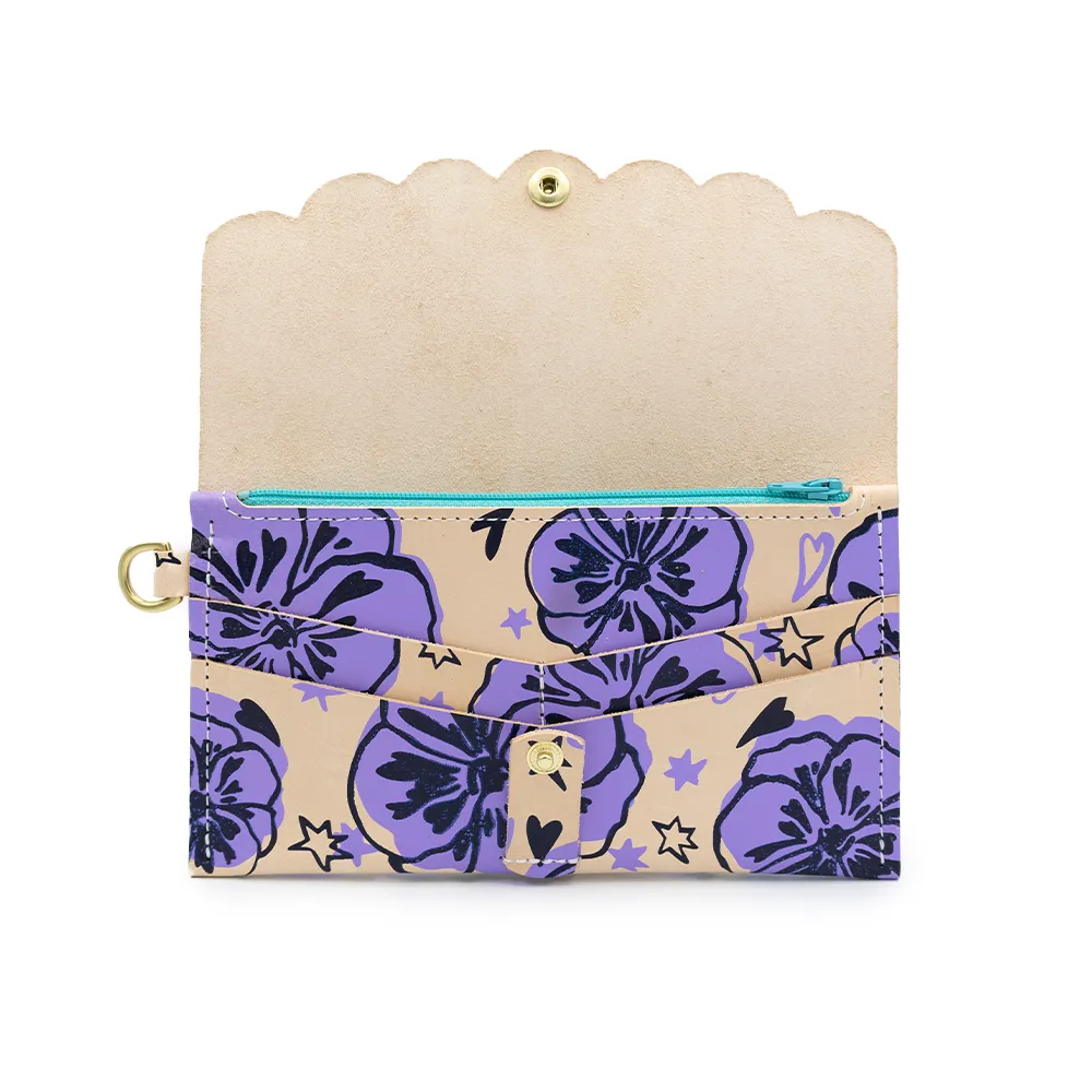 True Love Daisy Wallet sold by Glad & Young Studio product image thumbnail 2