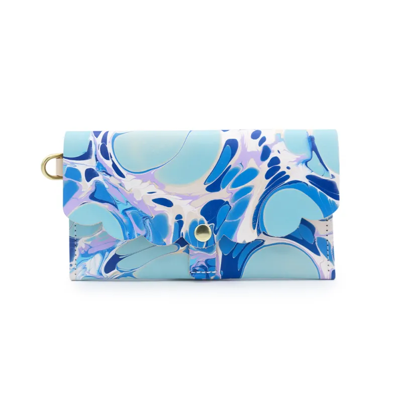 Daisy Wallet made by Glad & Young Studio