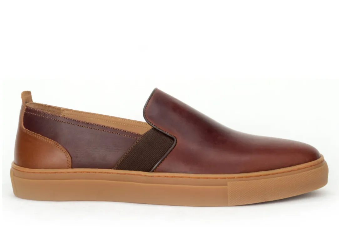 Ridge sold by Warfield & Grand Footwear