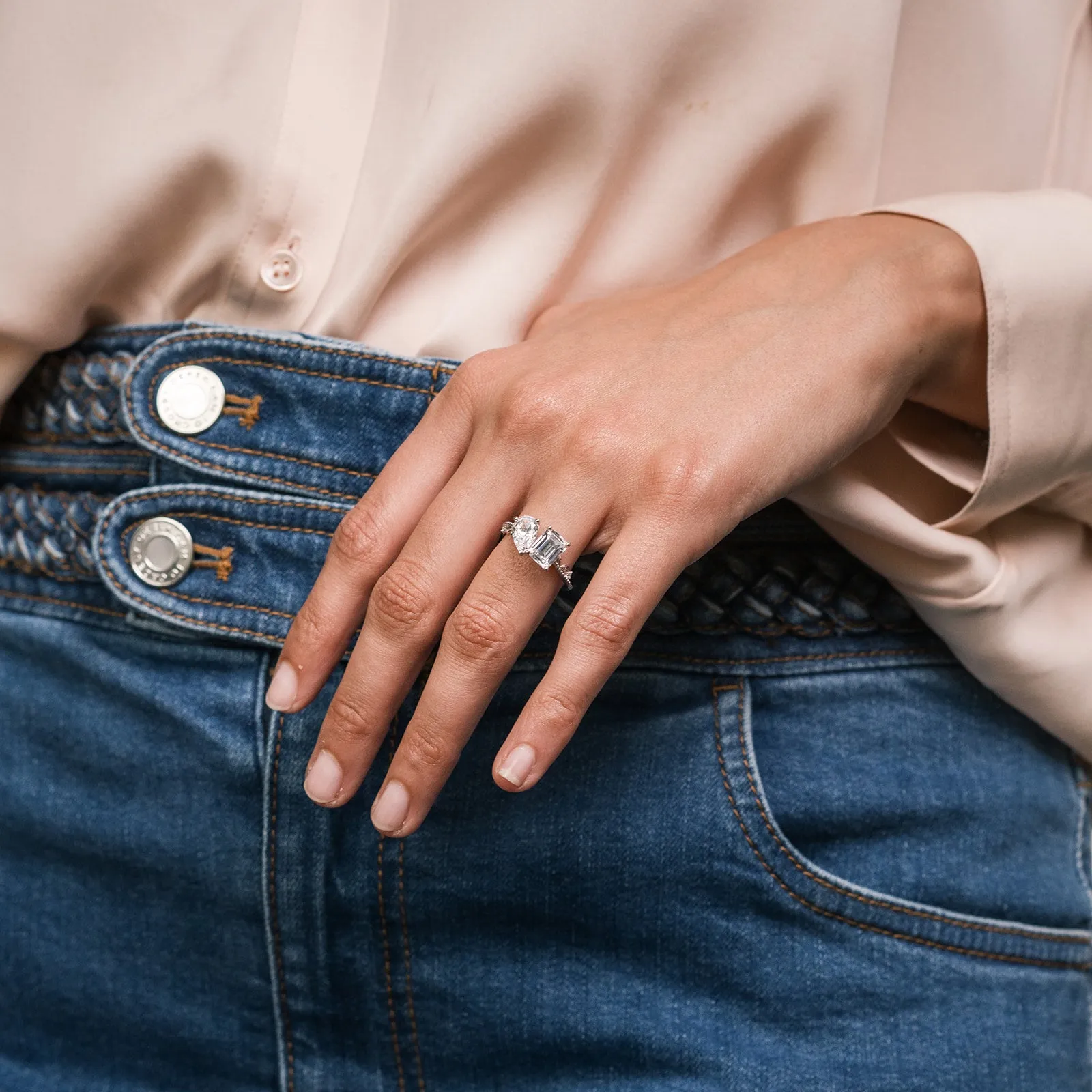 Floral Moi et Toi Diamond Engagement Ring sold by Kirk Kara product image thumbnail 5