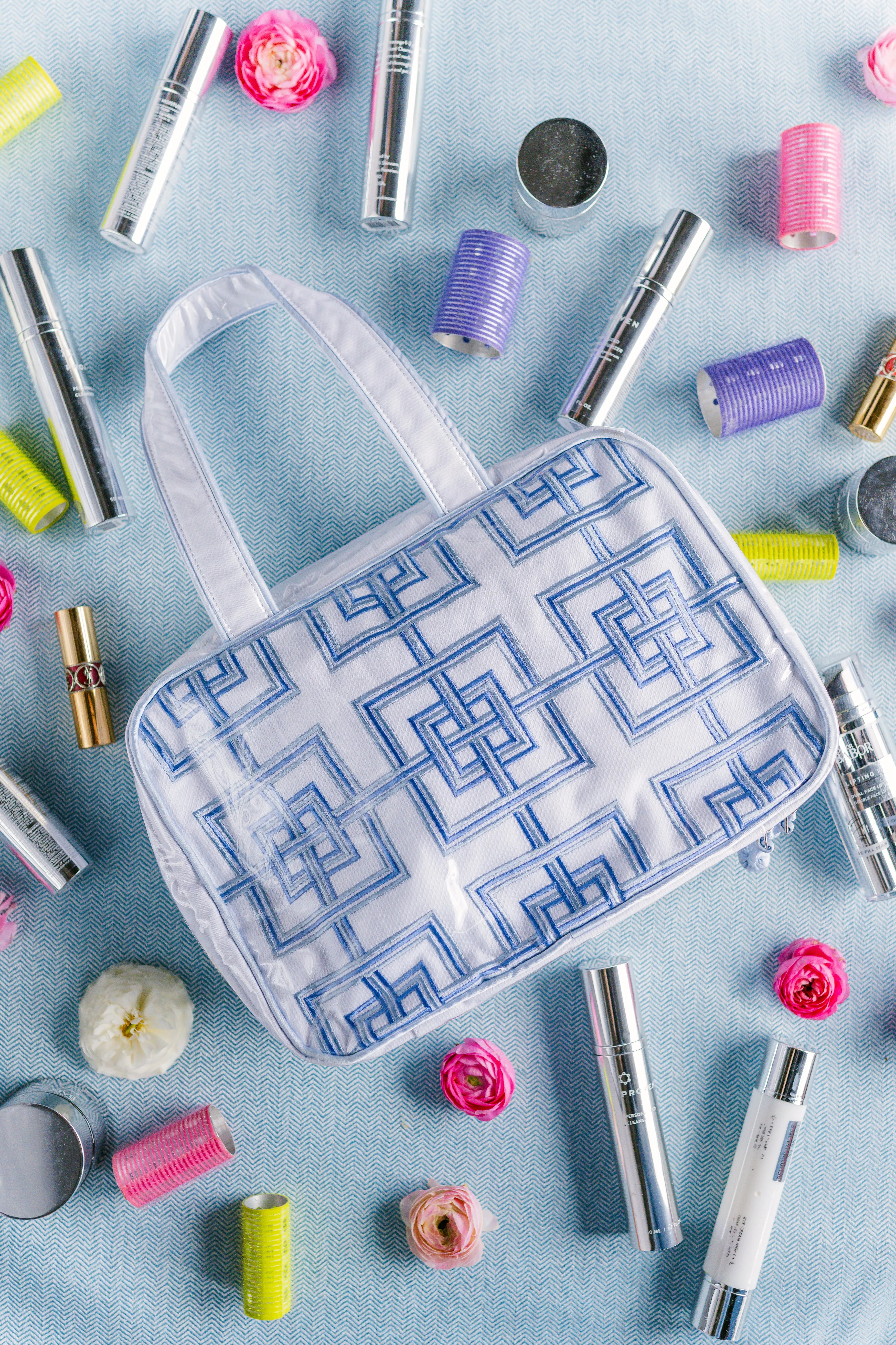 Geometric Hanging Cosmetic Bag sold by Lenora product image thumbnail 4