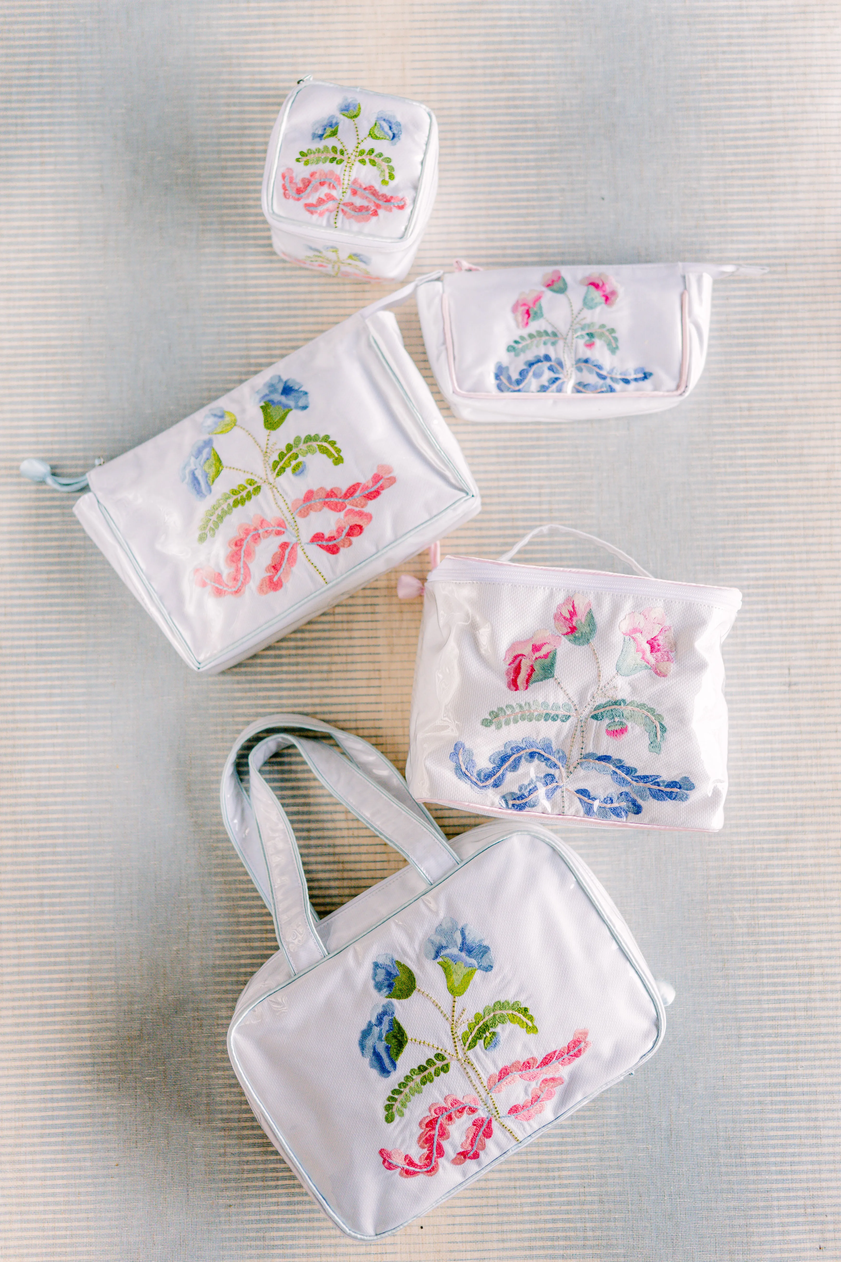 Carnation Hanging Cosmetic Bag sold by Lenora product image thumbnail 5