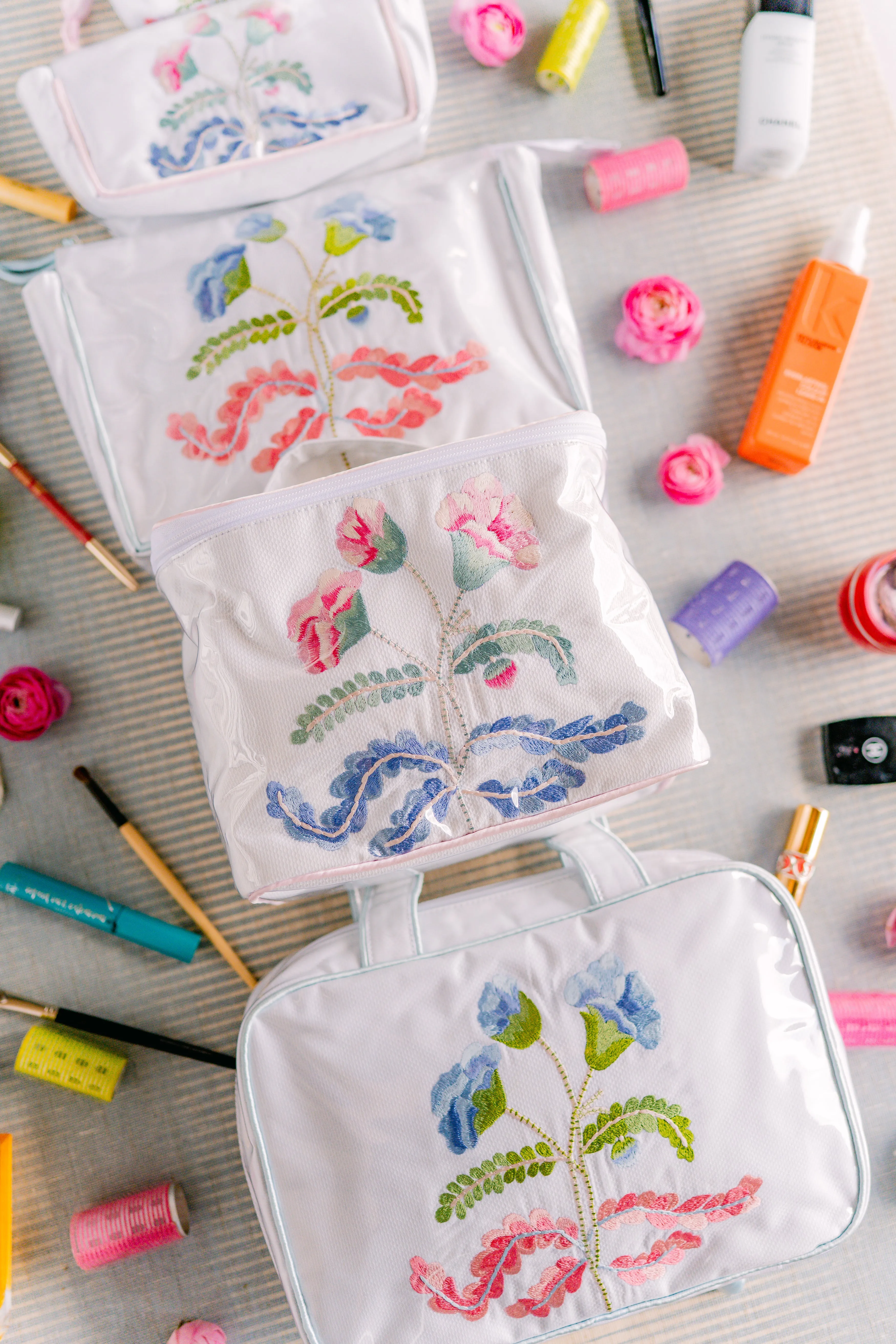 Carnation Hanging Cosmetic Bag sold by Lenora product image thumbnail 3