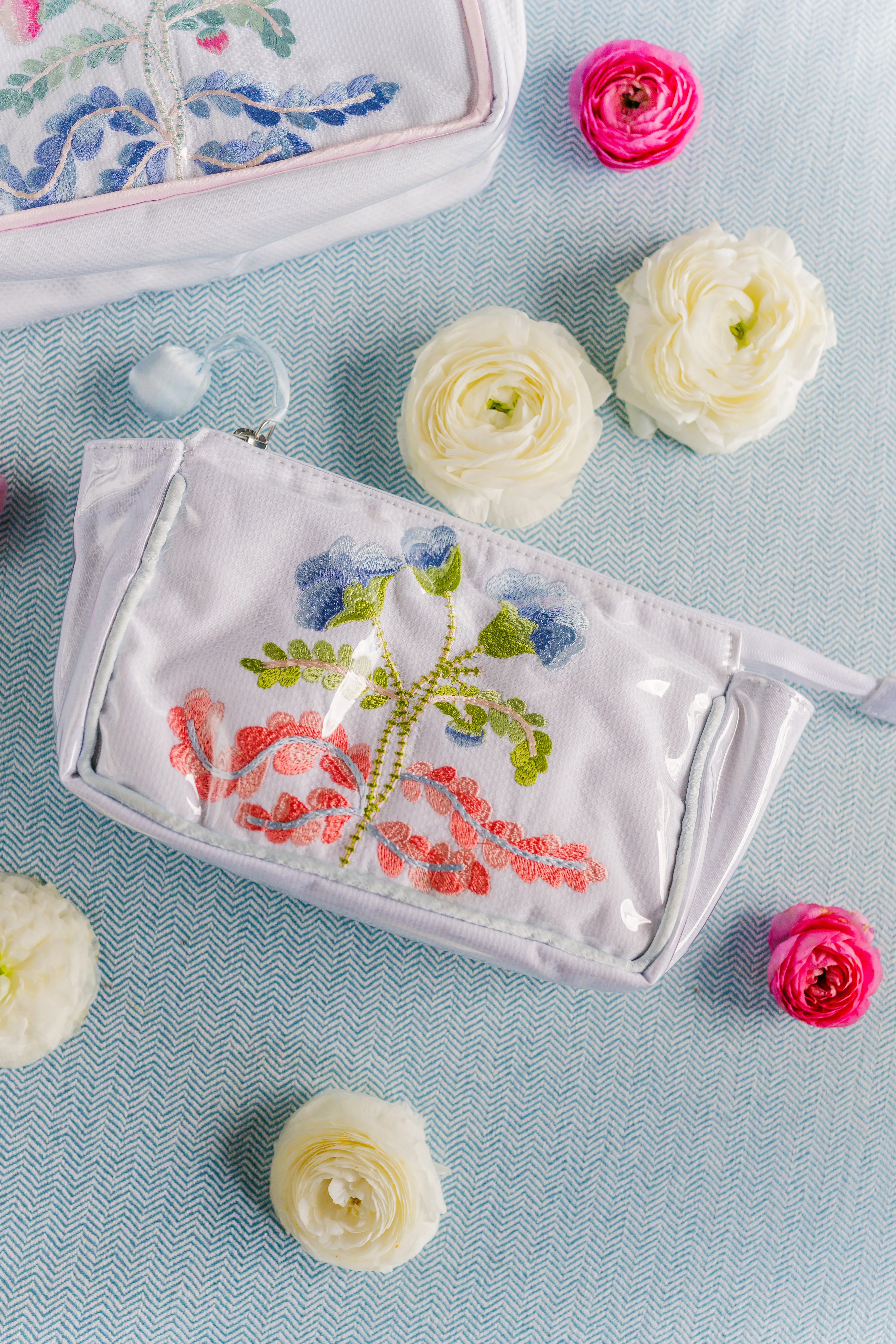 CARNATION SMALL MAKEUP BAG sold by Lenora product image thumbnail 5