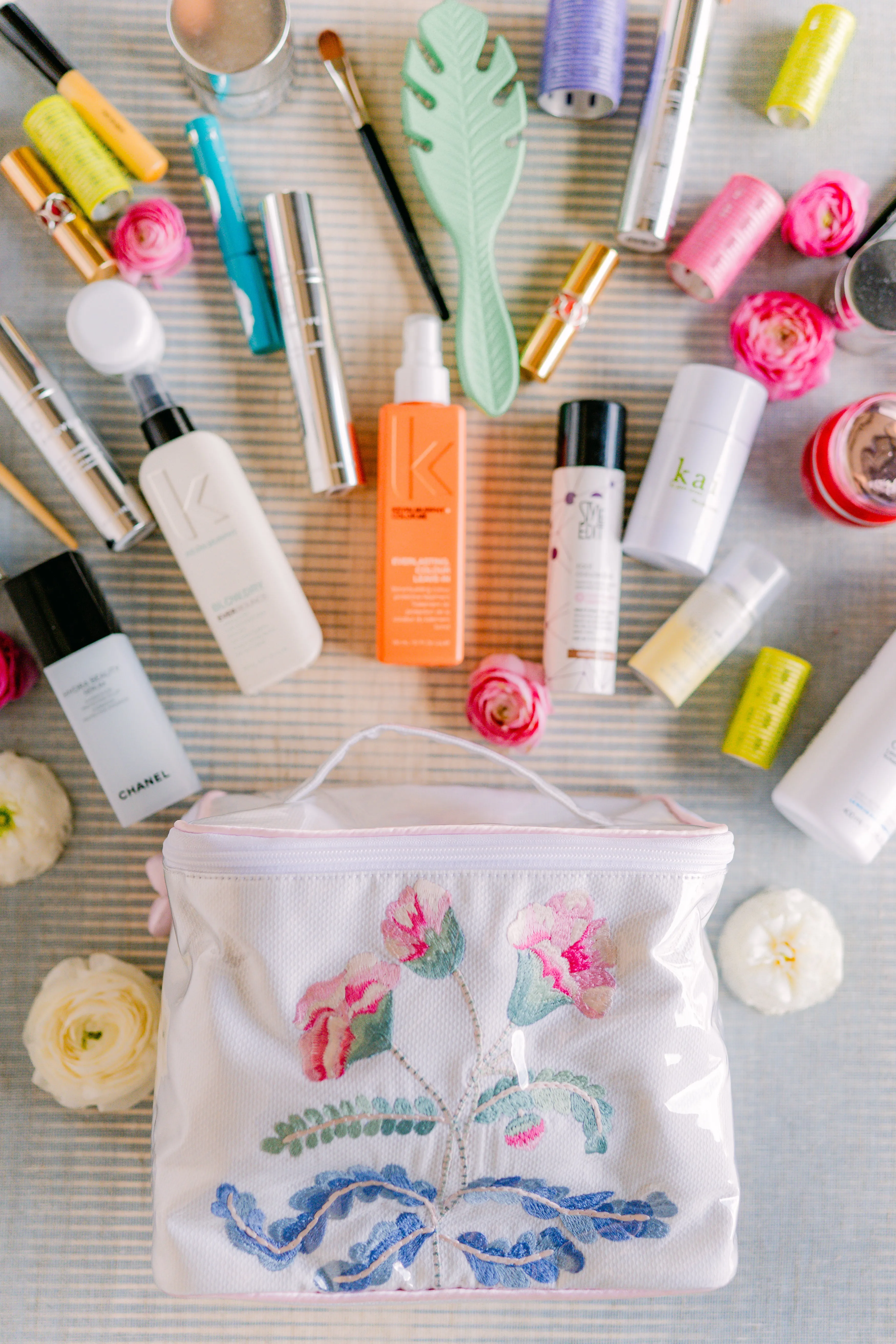 Carnation Train Case sold by Lenora product image thumbnail 3