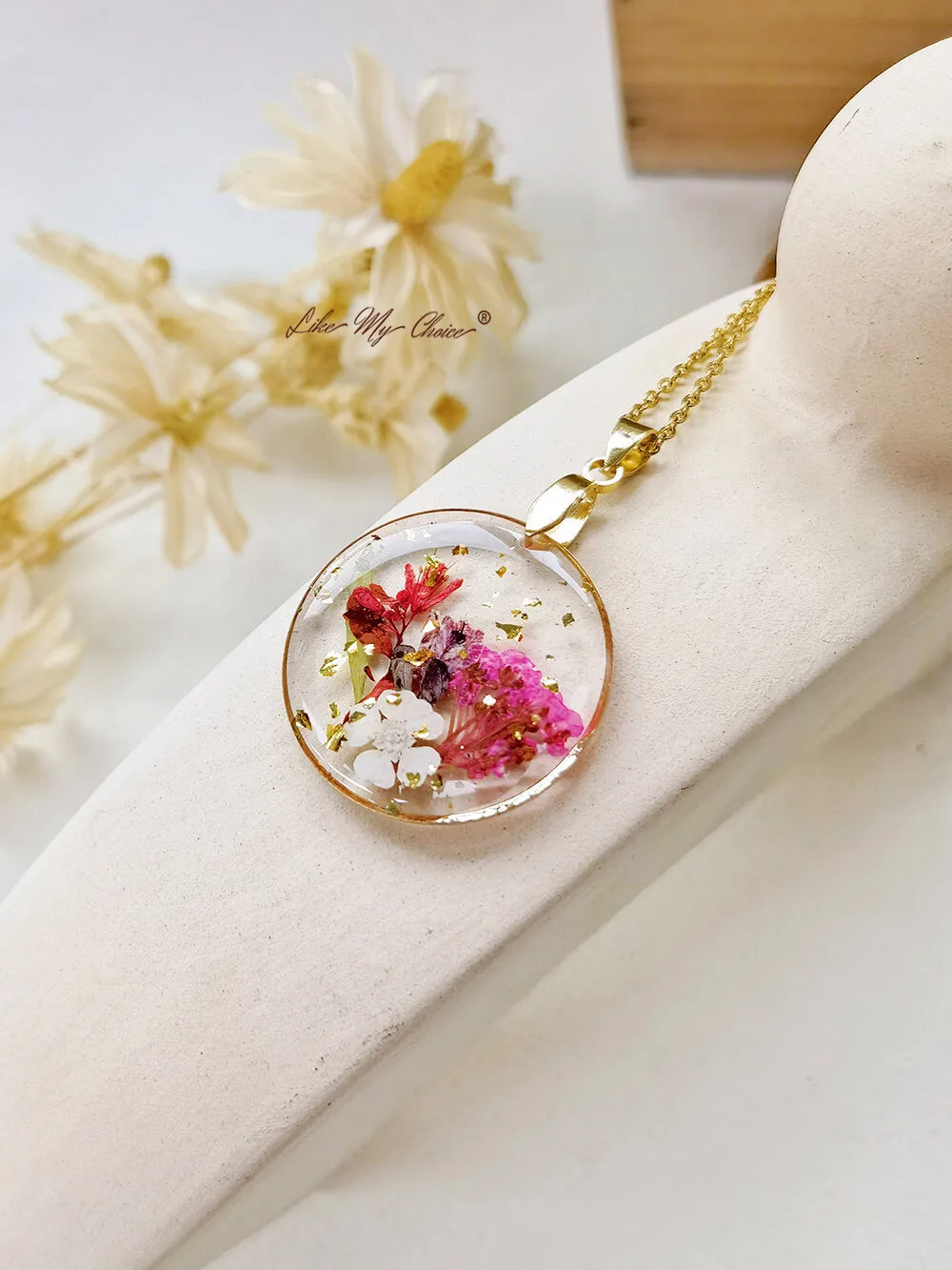 Handmade Birth Flower Bouquet Pressed Resin Pendant Necklaces-April flower sold by Like My Choice product image thumbnail 2