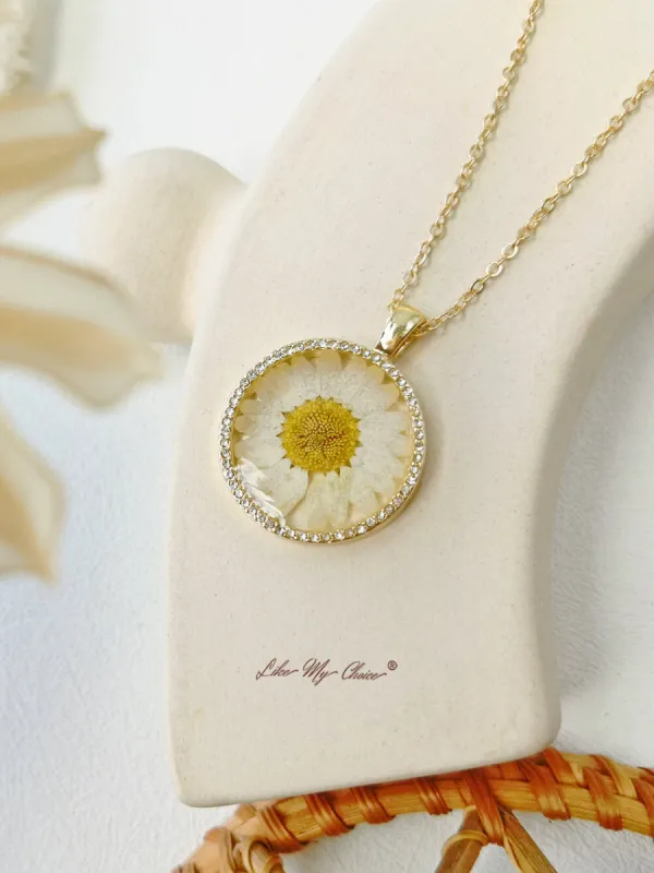 Daisy Flower Resin Round Crystal Pendant Necklace sold by Like My Choice