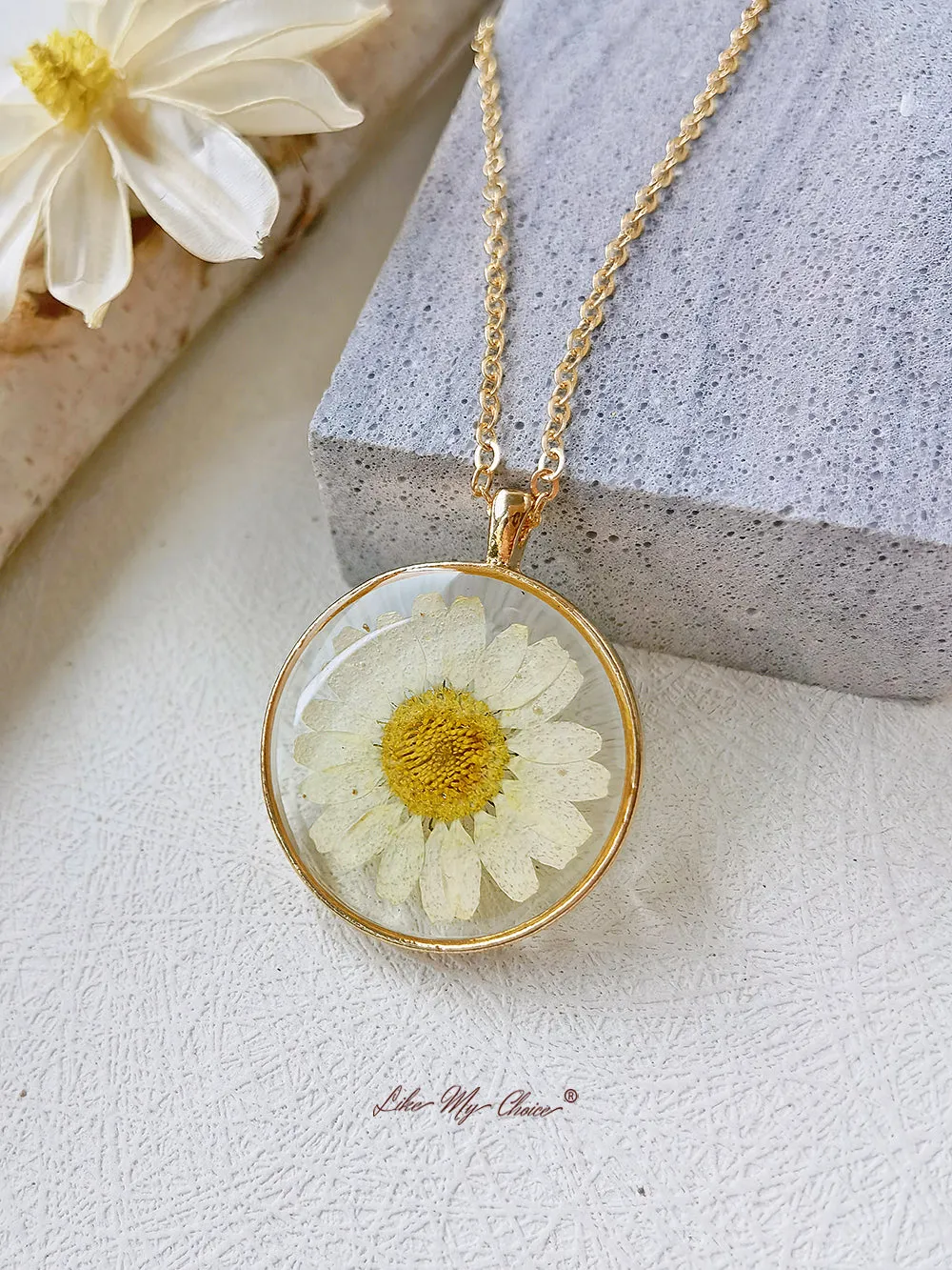 Natural Daisy Pressed Flower Necklace sold by Like My Choice product image thumbnail 3