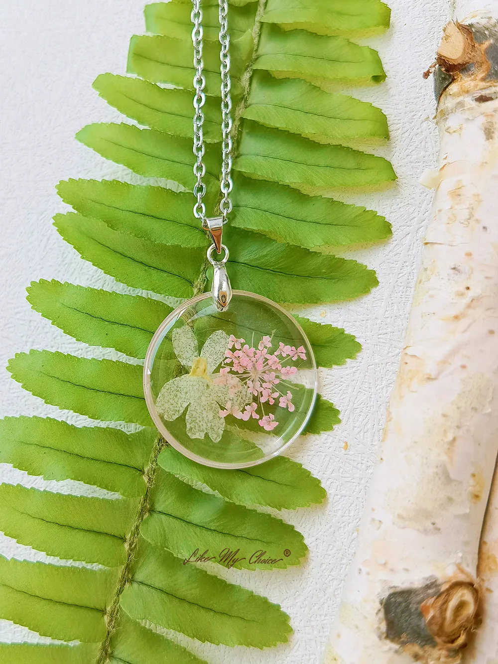 Snow White Galsang Flower Botanical Pendant Circle Necklace sold by Like My Choice product image thumbnail 2