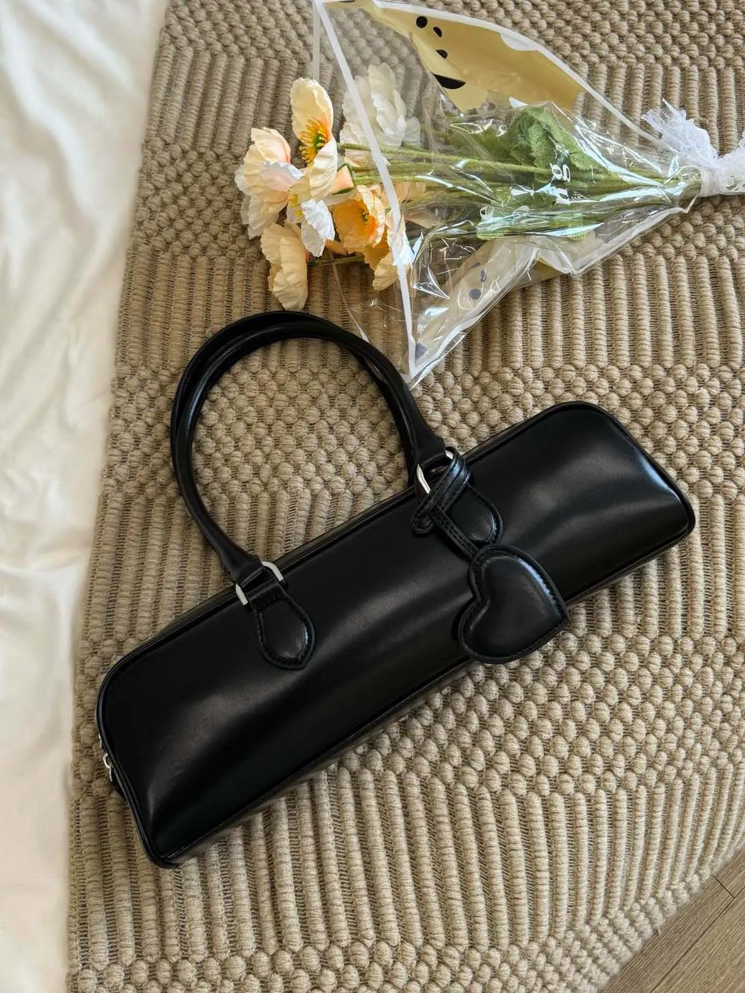 High-End Love Shoulder Bag Baguette Bag sold by Like My Choice