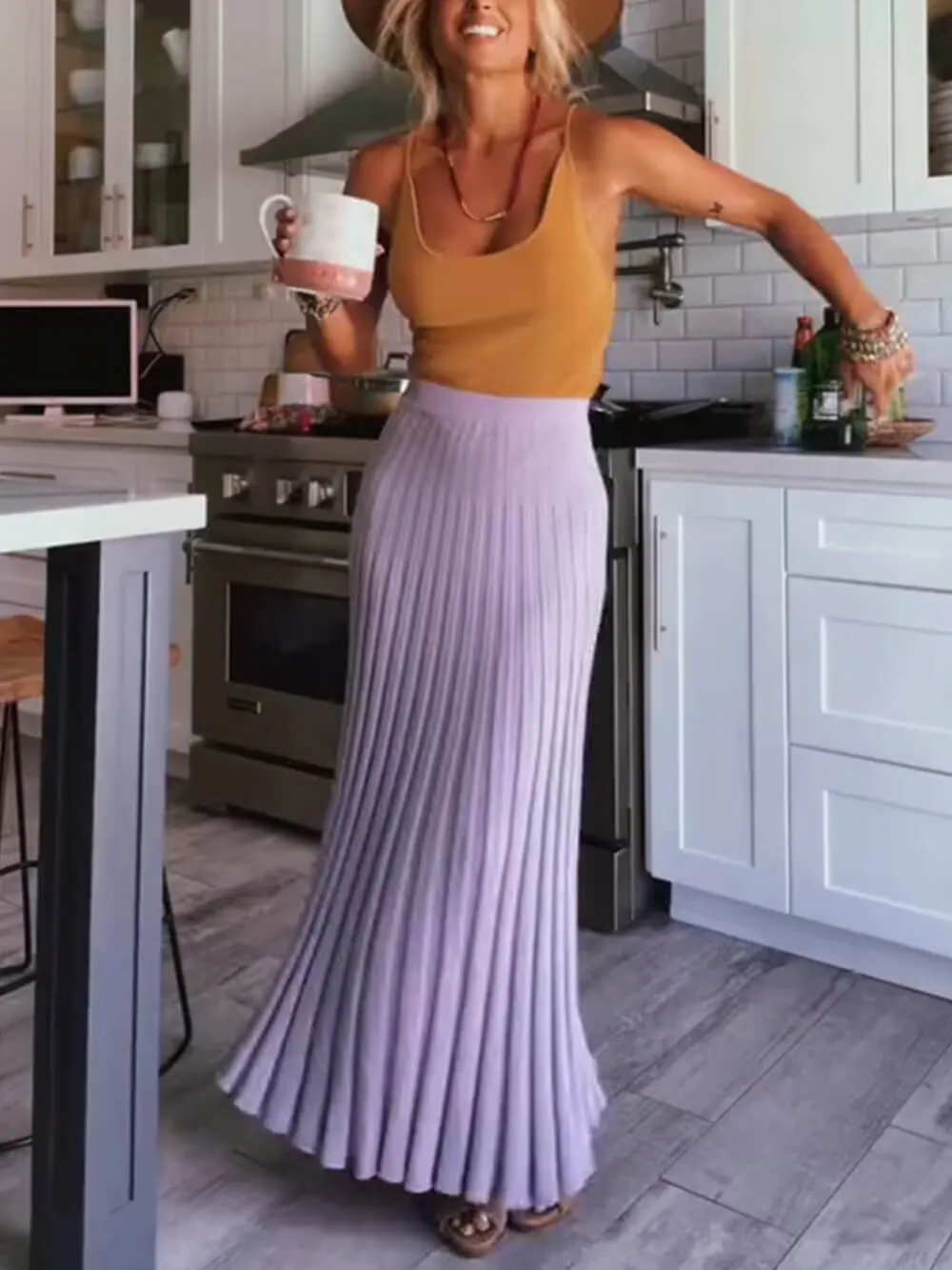 Elegant simple skirt sold by Like My Choice product image thumbnail 4