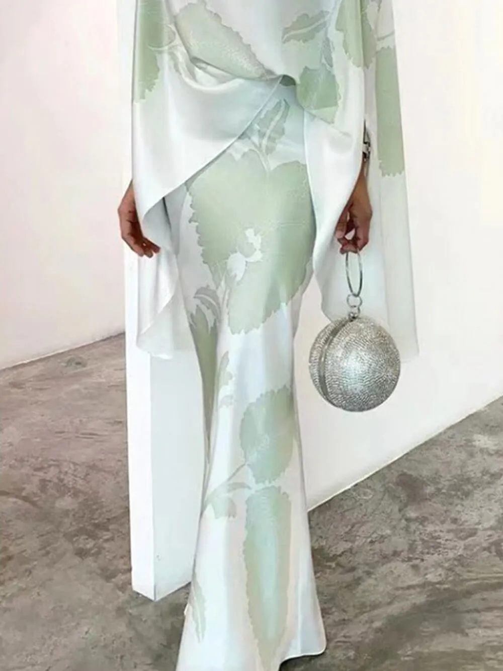 Elegant And Fashionable Printed Suit sold by Like My Choice product image thumbnail 2