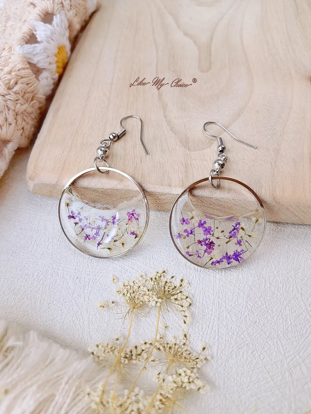 Round Atmospheric Dried Flower Resin Earrings sold by Like My Choice product image thumbnail 4