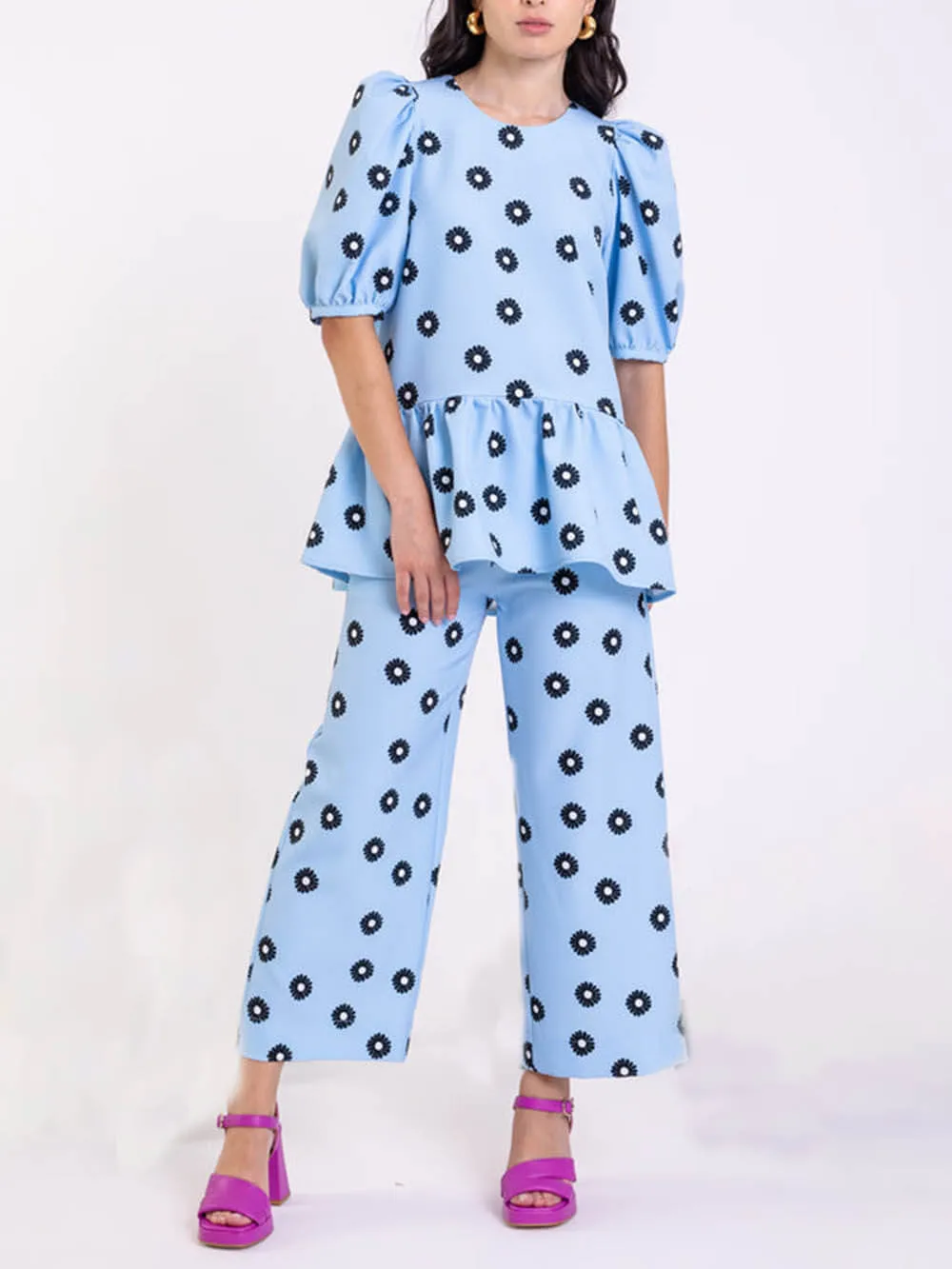 Classic Daisy Flower Pocket Wide Leg Pants sold by Like My Choice product image thumbnail 2