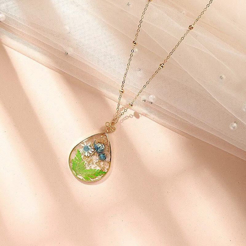 Acacia Seed Resin Dried Flower Necklace sold by Like My Choice product image thumbnail 5