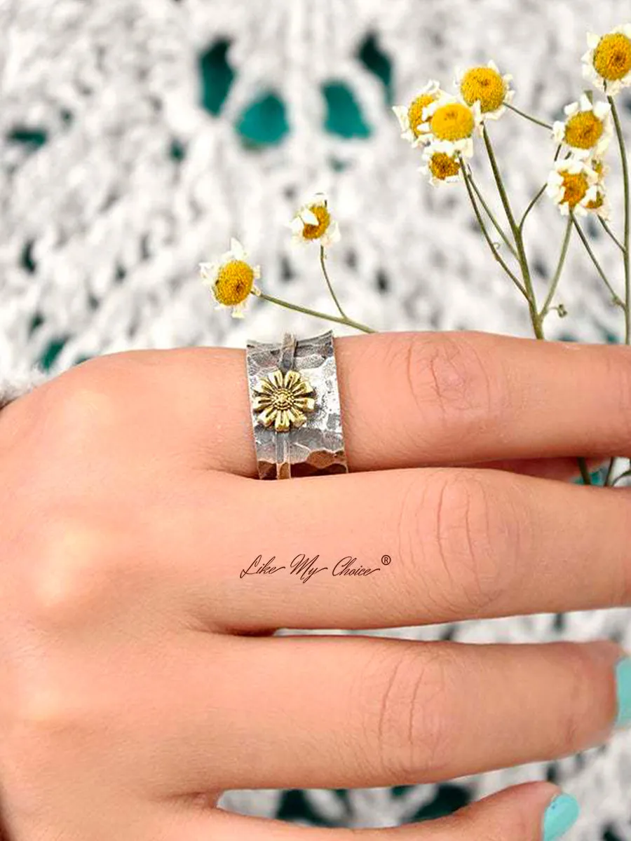 Vintage Daisy Flower Ring sold by Like My Choice product image thumbnail 2