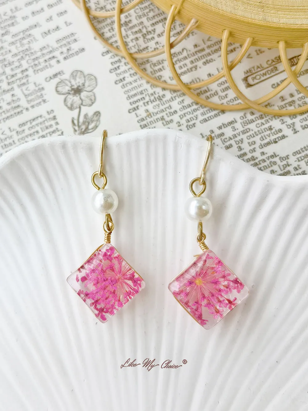 Handmade Resin Queen Anne Dried Flower Earrings sold by Like My Choice product image thumbnail 3