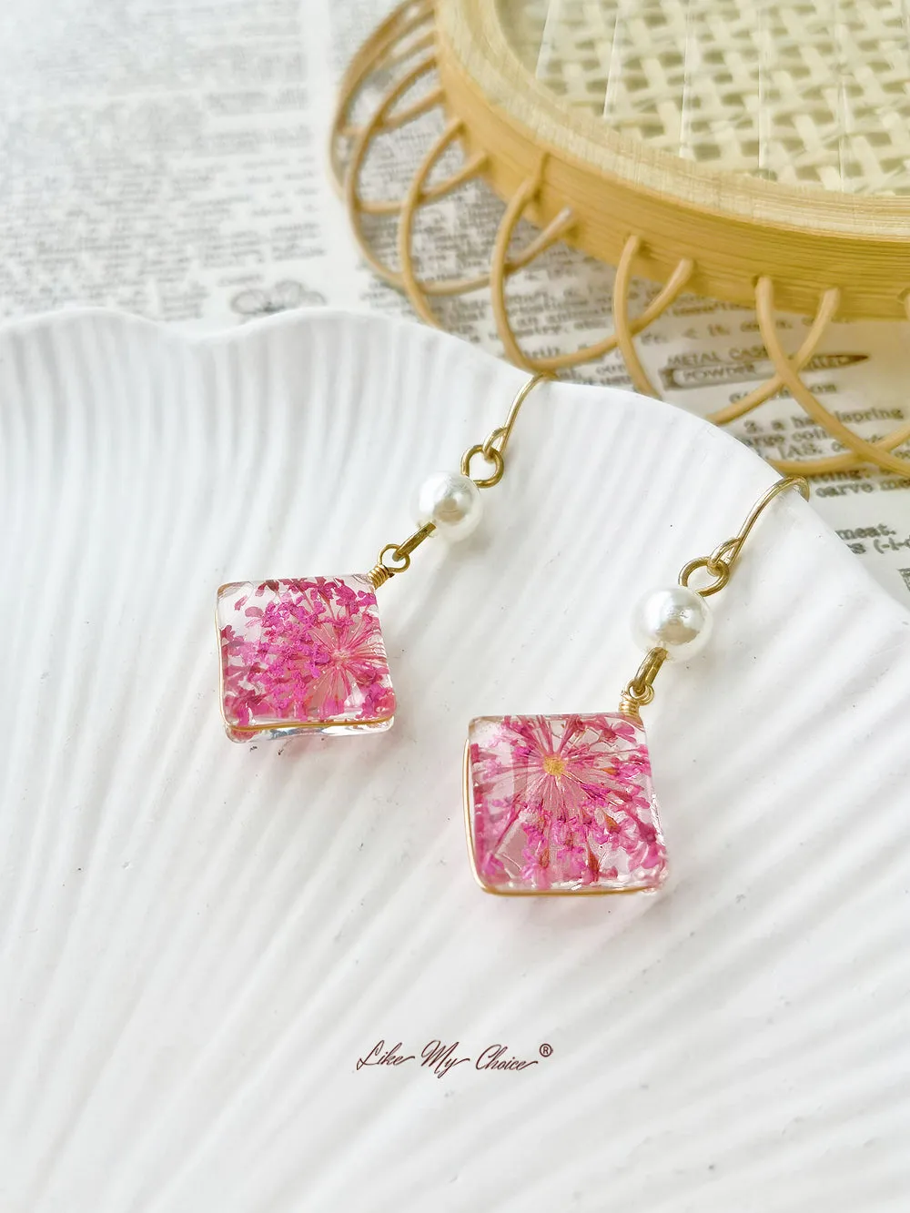 Handmade Resin Queen Anne Dried Flower Earrings sold by Like My Choice product image thumbnail 5
