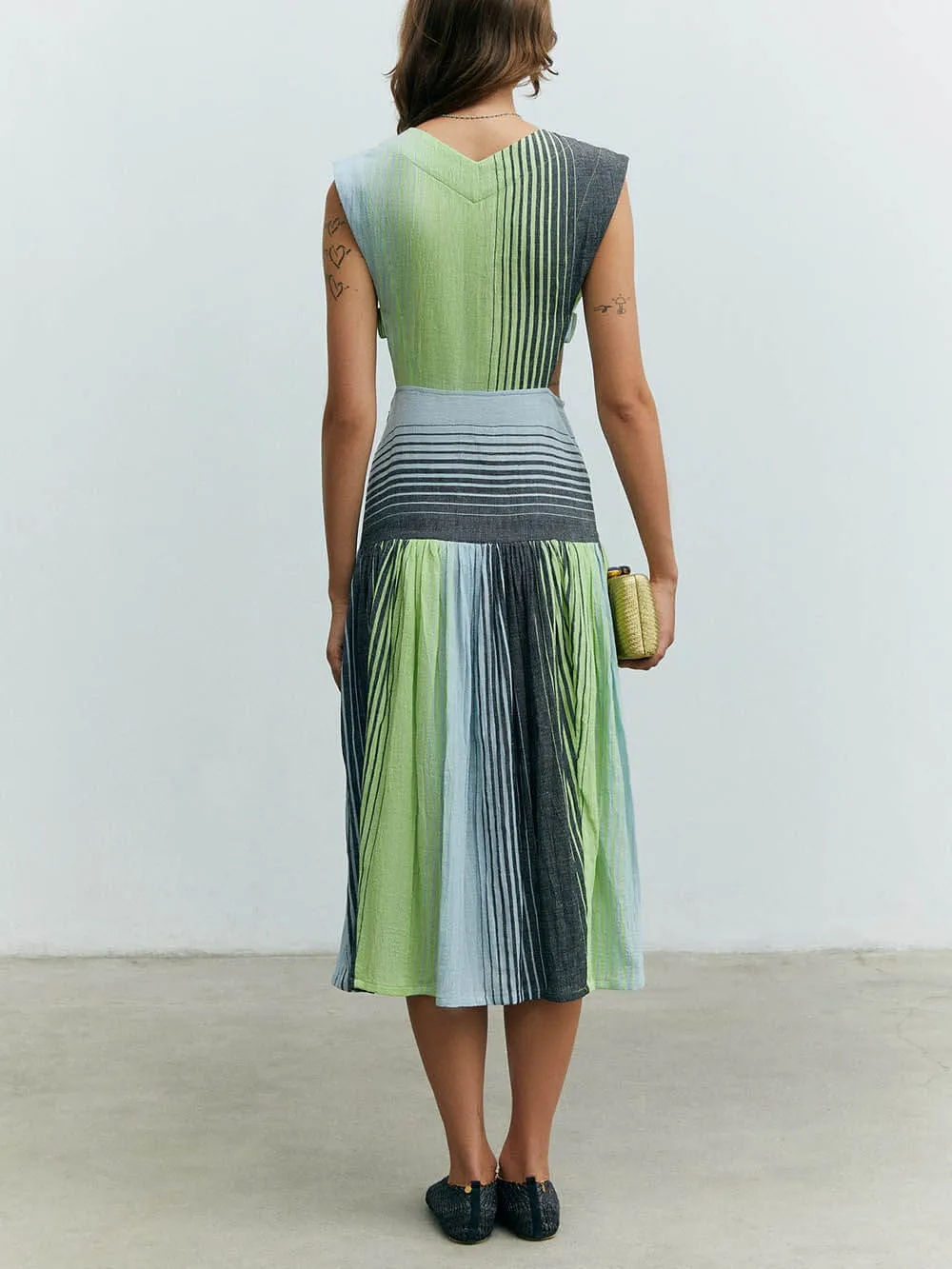 Elegant Gradient Print Pleated Dress sold by Like My Choice product image thumbnail 3