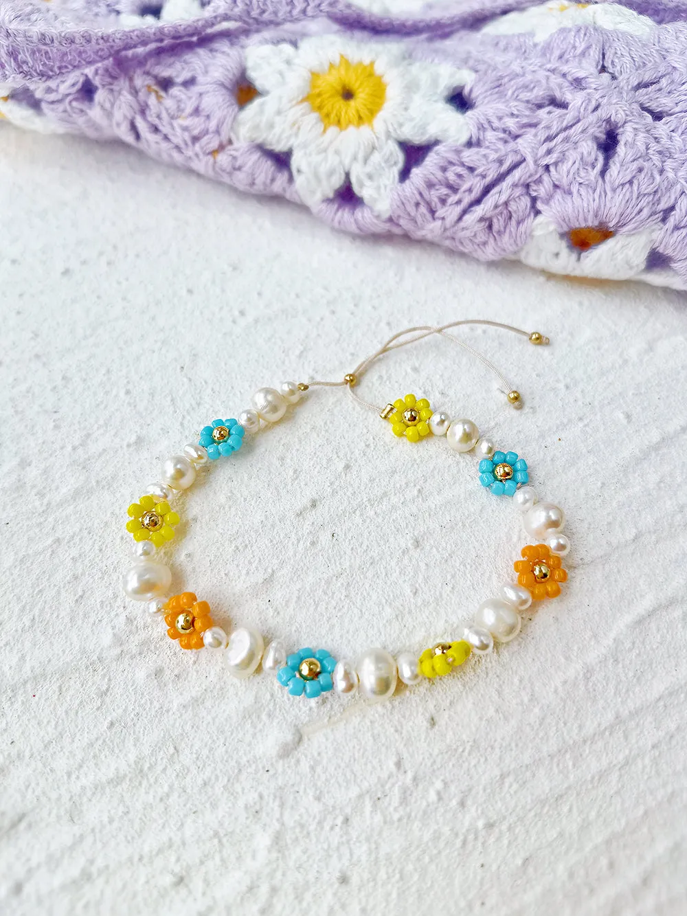 Adjustable Drawstring Beaded Bracelet Colorful Daisies sold by Like My Choice